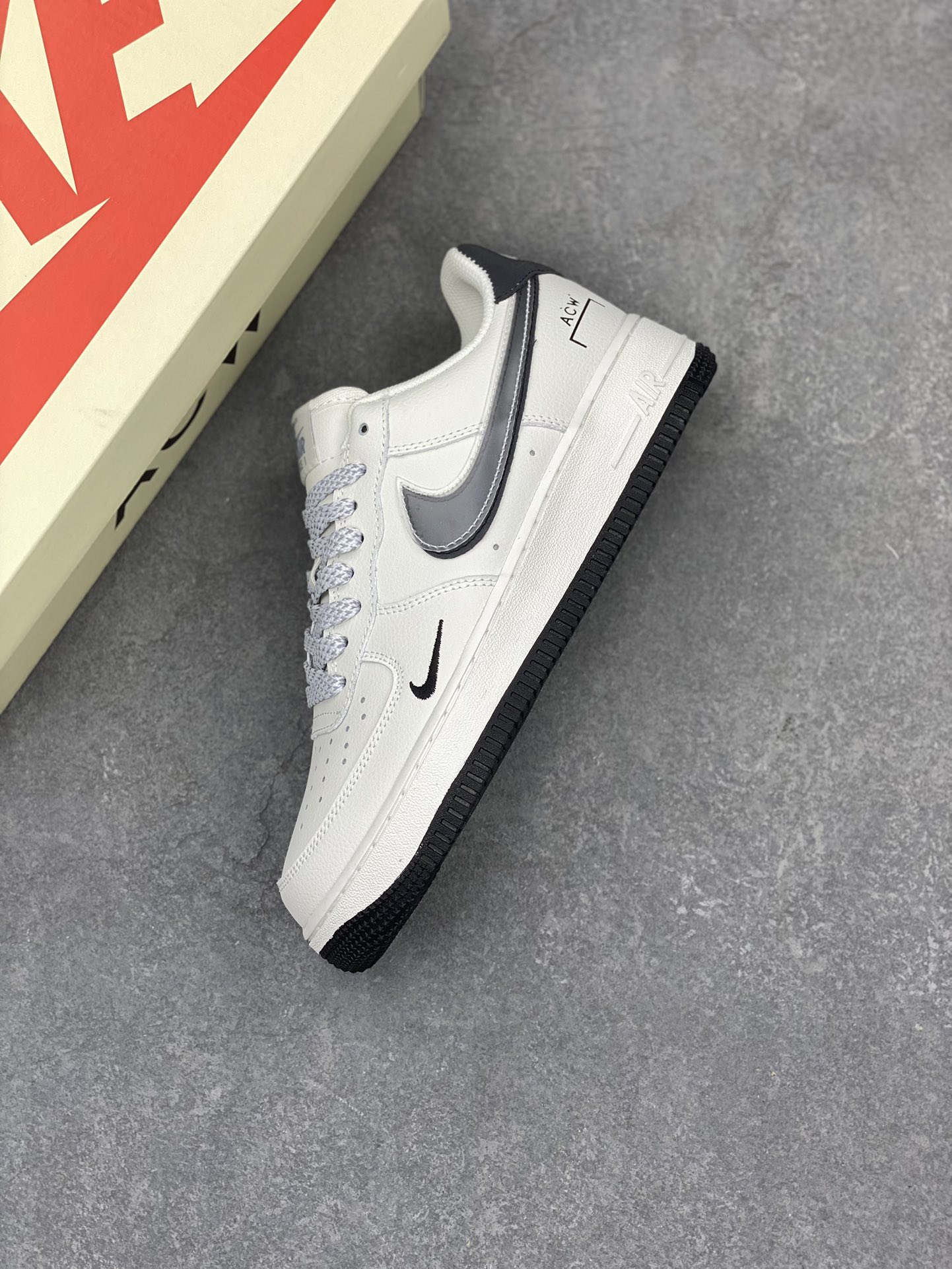 Nike Air Force 1 '07 Low Sneakers - Original Quality & Comfort 8 i1713637496 3952 0