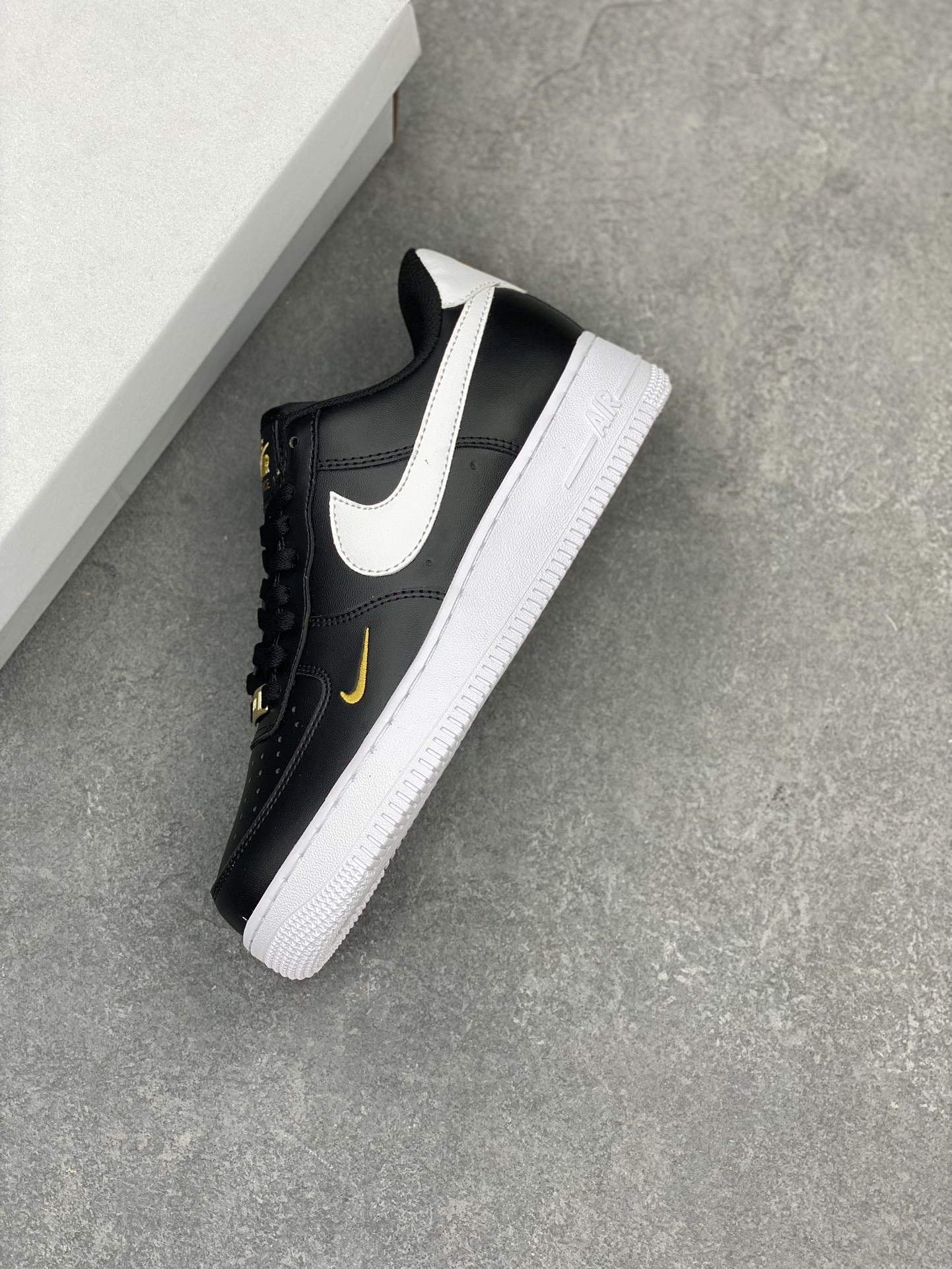 Nike Air Force 1 '07 Low Black/White Casual Shoes CZ0270-101 8 i1713732852 5062 0