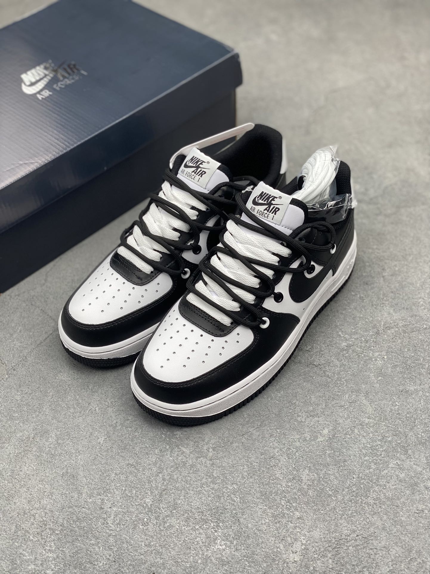 Nike Air Force 1 Low 'Panda' Black White Sneakers - Original Quality 9 i1713995072 9632 8
