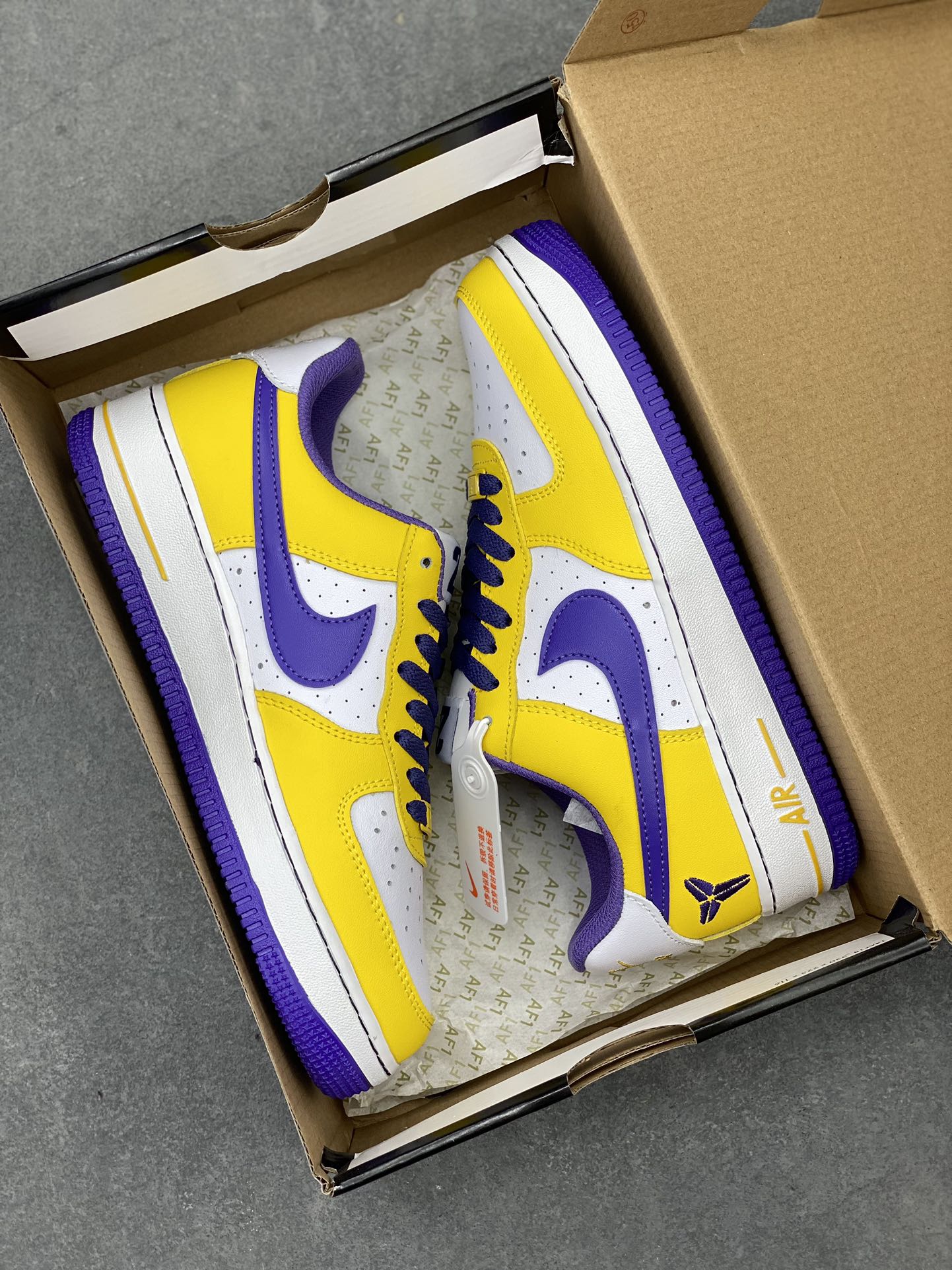Nike Air Force 1 Low Lakers Edition Casual Sports Sneakers FZ1151-100 10 i1713995136 1431 1