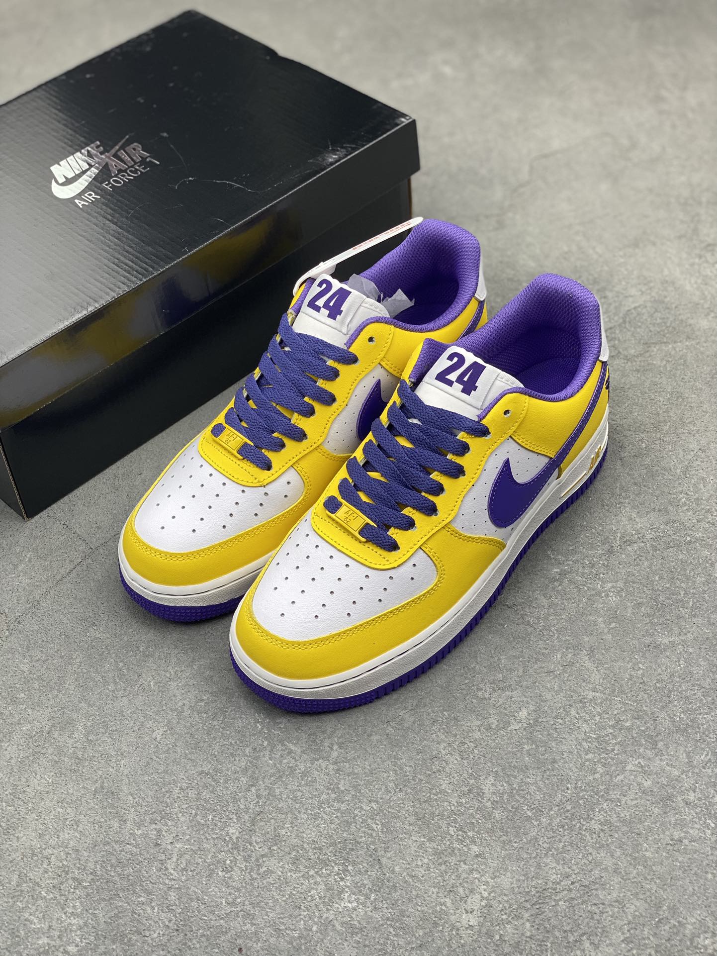 Nike Air Force 1 Low Lakers Edition Casual Sports Sneakers FZ1151-100 9 i1713995136 2937 0
