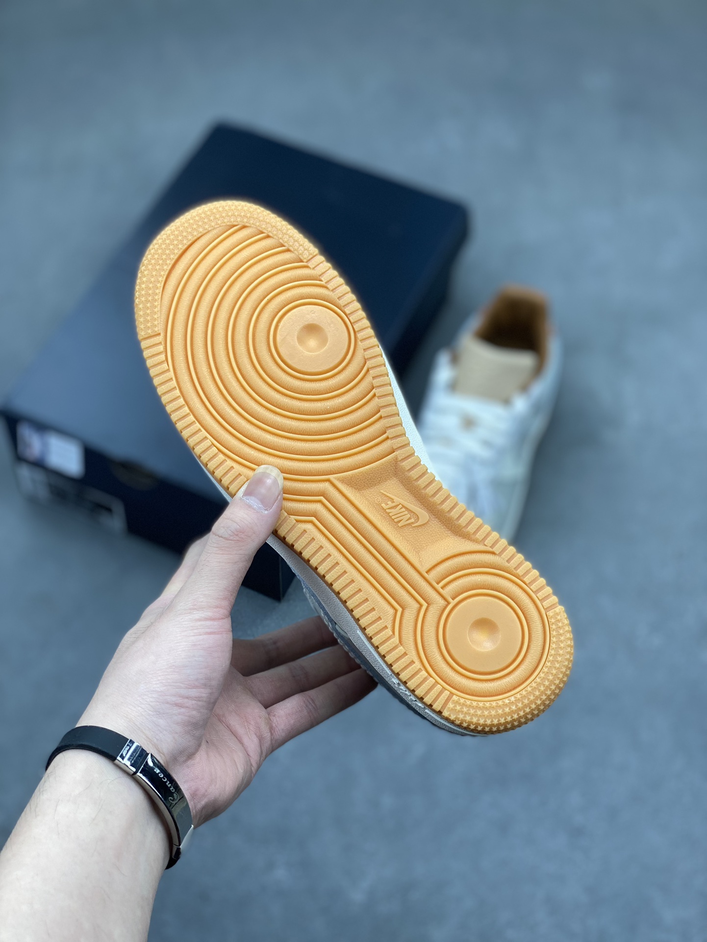Nike Air Force 1 '07 Low Mica Khaki Gum - Iconic Style & Comfort 7 i1713995198 5055 1