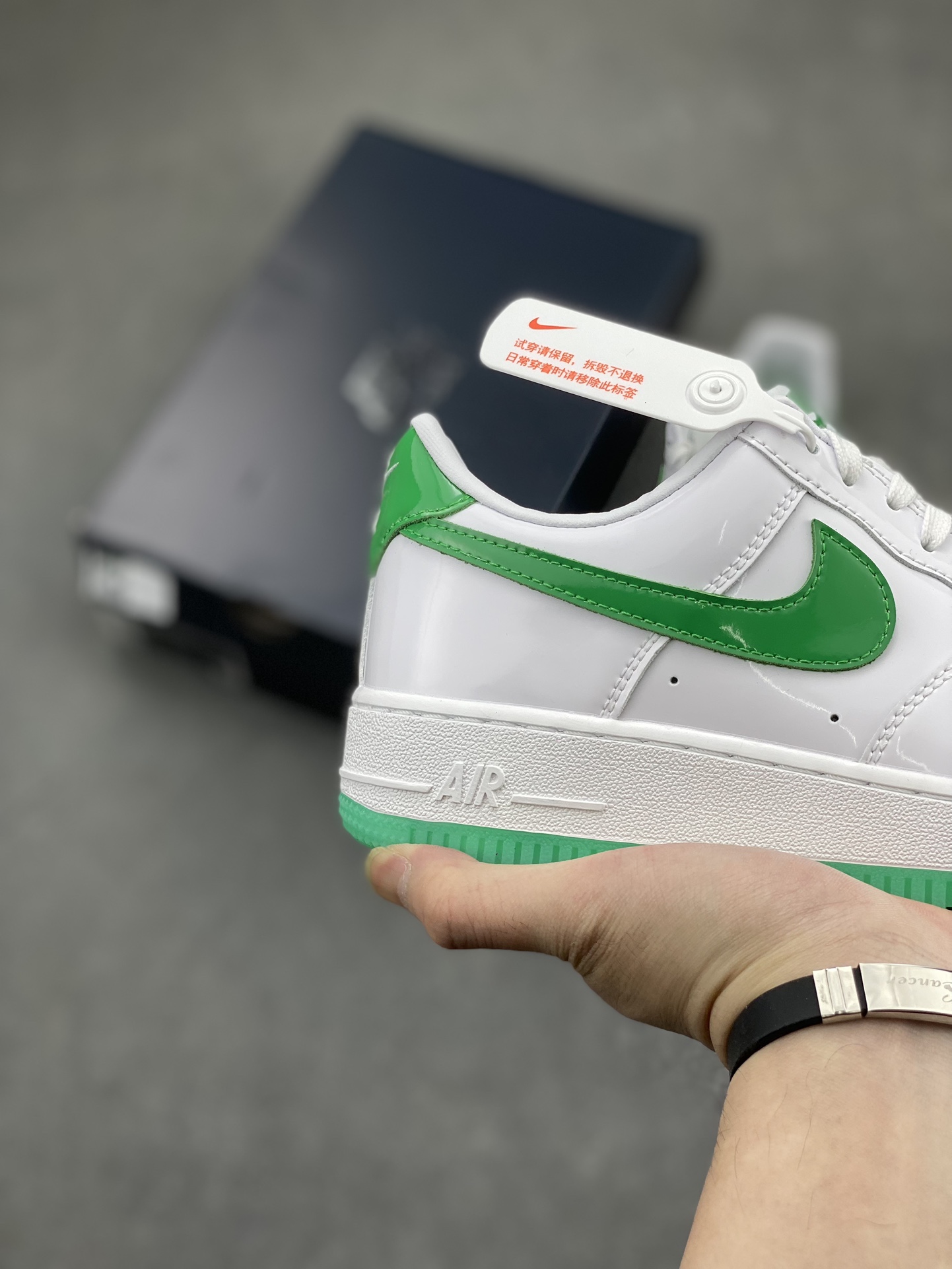 Nike Air Force 1 Low '07 White/Green Patent Leather - Classic Comfort 6 i1713995269 8357 5