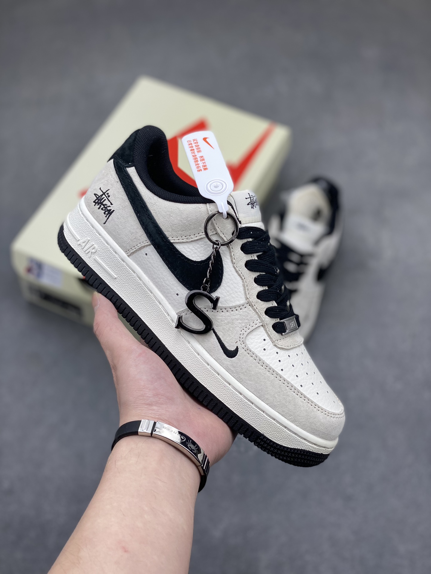 Nike Air Force 1 '07 Low Stussy Collab Sneakers - Grey/Black 2 i1713995371 1442 8