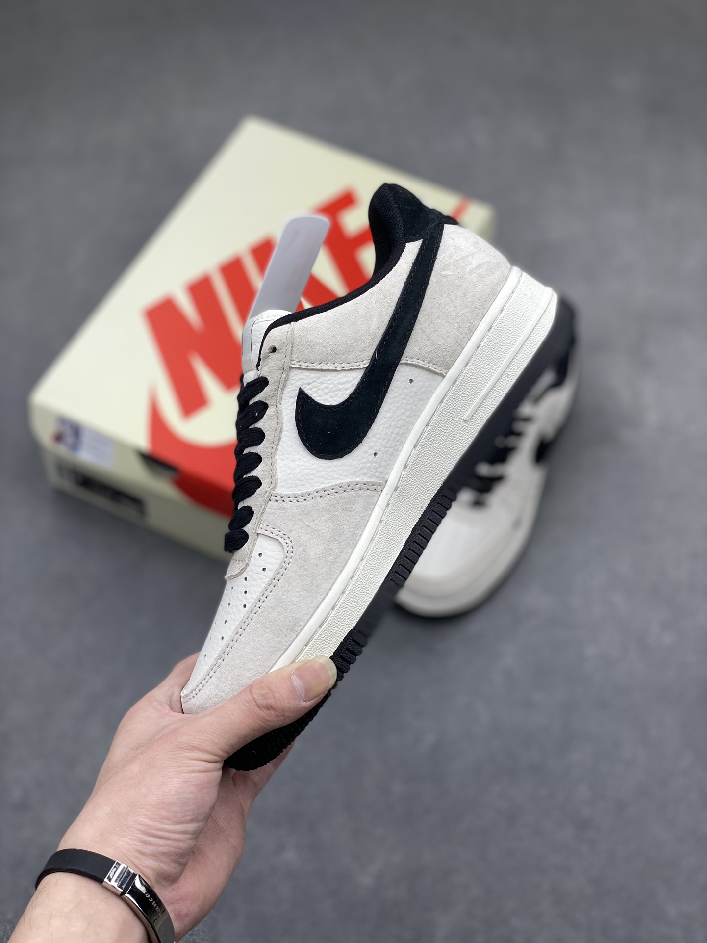 Nike Air Force 1 '07 Low Stussy Collab Sneakers - Grey/Black 4 i1713995371 7615 2