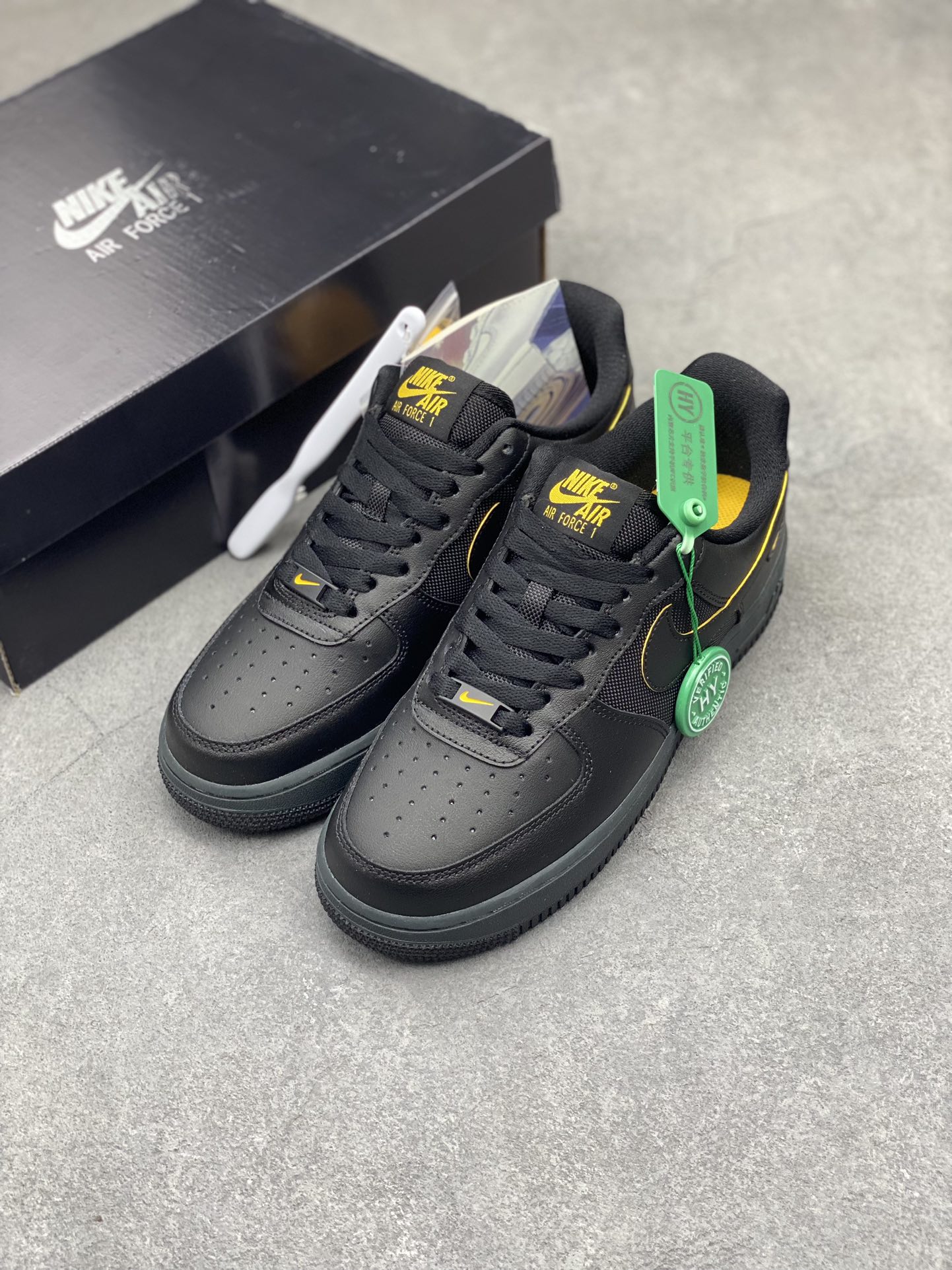 Nike Air Force 1 '07 Low Black/Gold Casual Sneakers FZ4617-001 9 i1714161249 3954 2