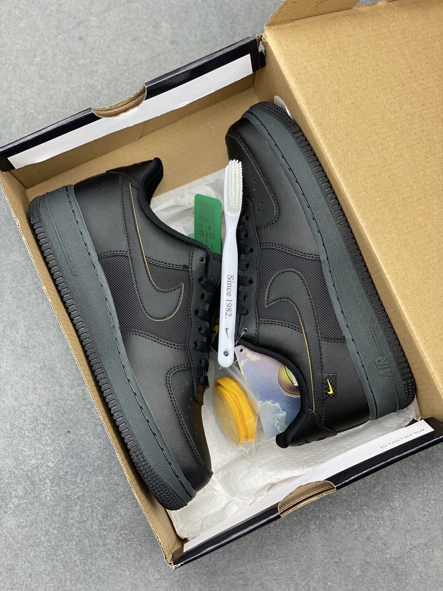Nike Air Force 1 '07 Low Black/Gold Casual Sneakers FZ4617-001 10 i1714161249 7347 7