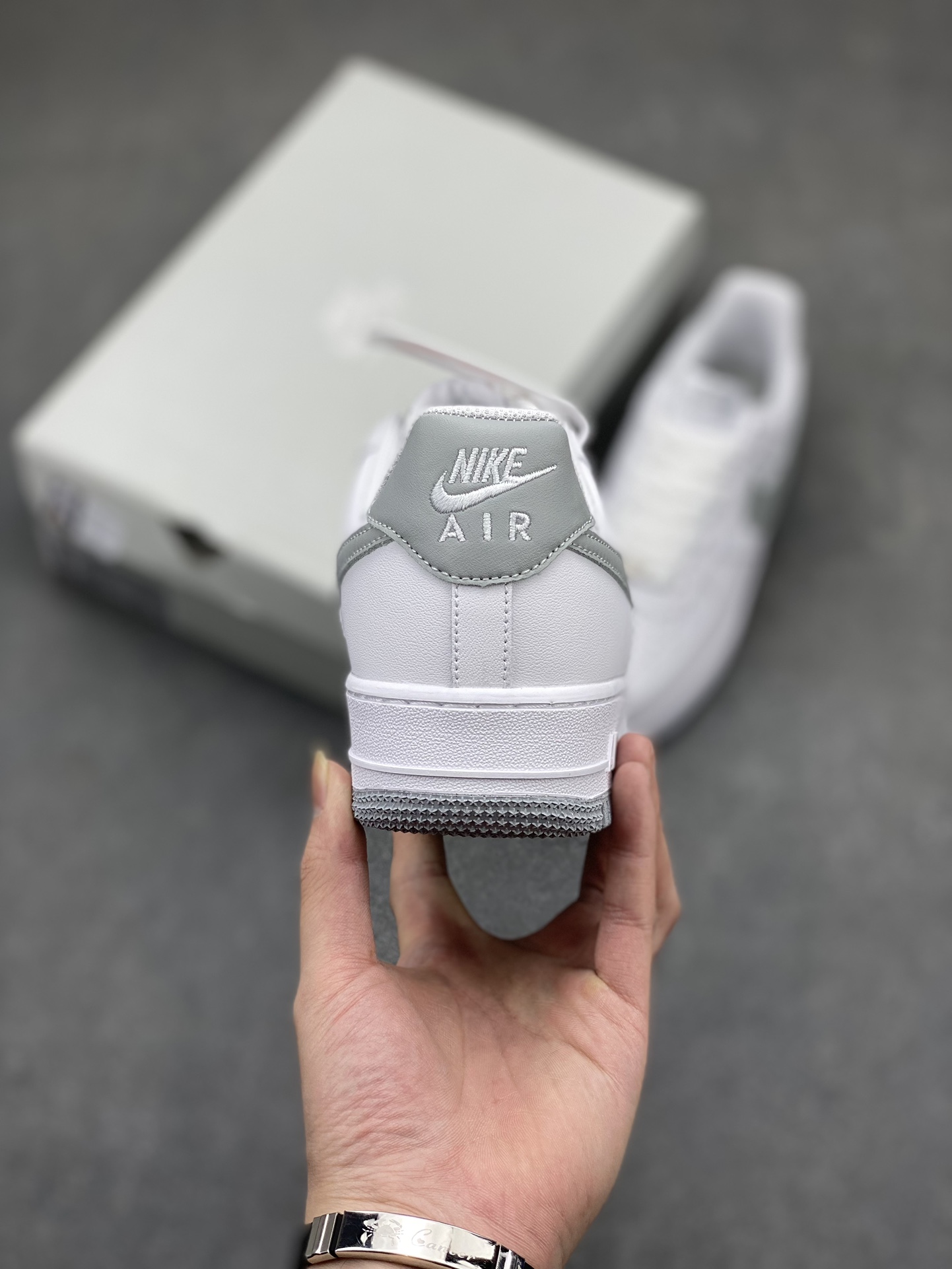 Nike Air Force 1 Low '07 White/Grey - Iconic Style, Ultimate Comfort 5 i1714161378 237 5