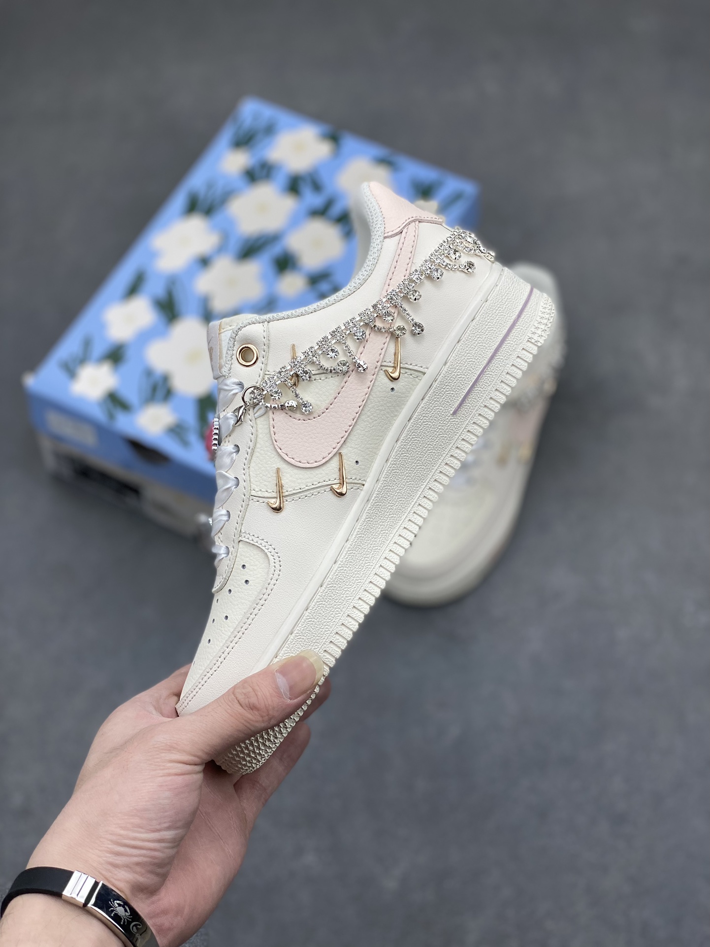 Nike Air Force 1 Low Custom Sneakers with Diamond Chain - FV1122-333 4 i1714161435 9438 0
