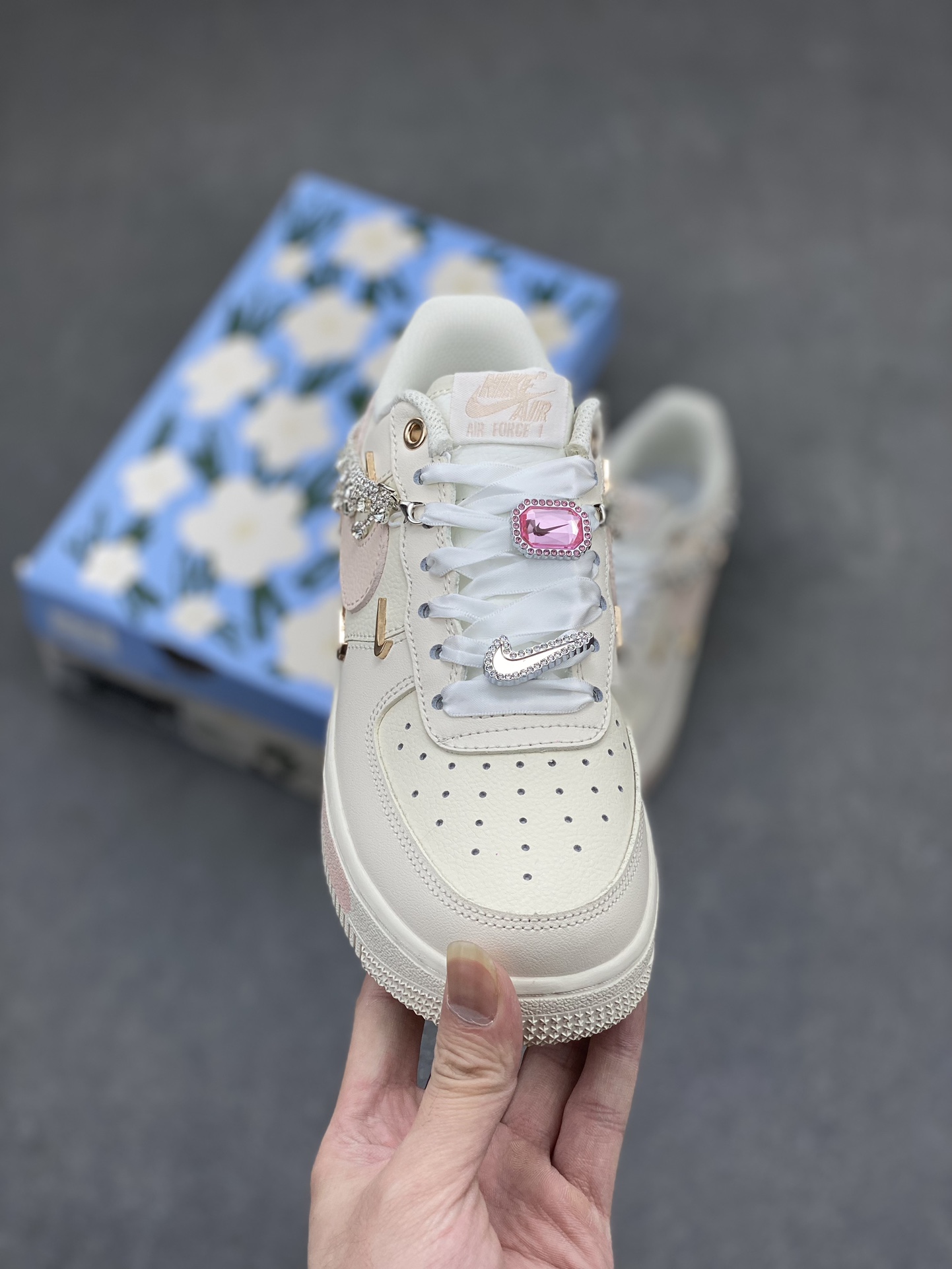 Nike Air Force 1 Low Custom Sneakers with Diamond Chain - FV1122-333 3 i1714161436 9878 7