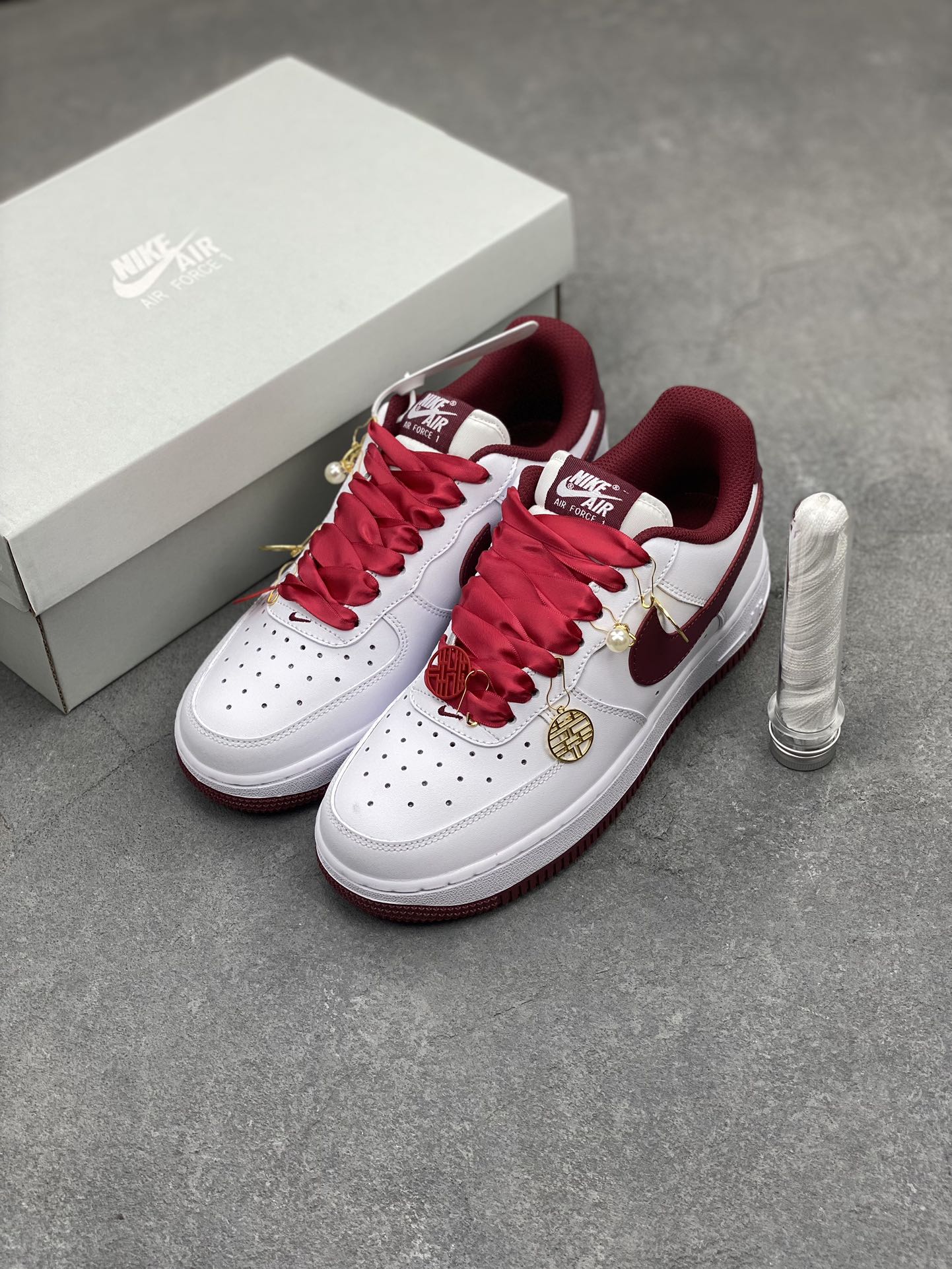 Nike Air Force 1 '07 Low White Burgundy Sneakers FV5948-105 9 i1714161488 4332 7