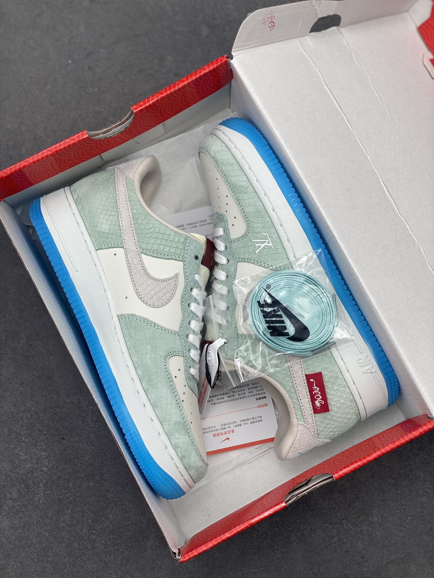 Nike Air Force 1 '07 Low 'Year of the Dragon' Sneakers 10 i1714338506 3825 8