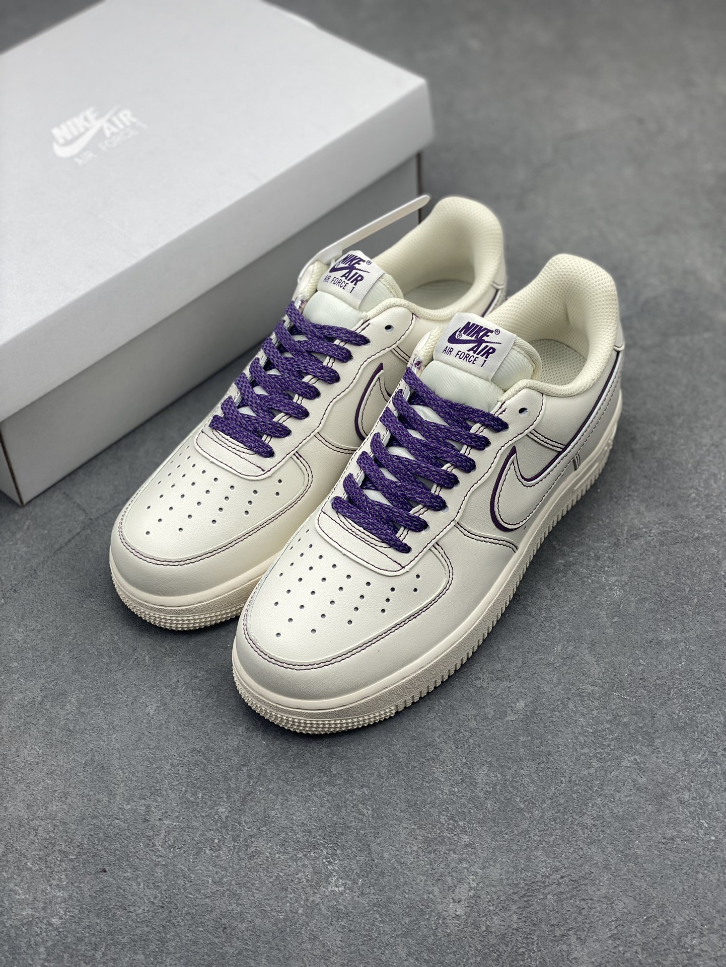 Nike Air Force 1 Low '07 'Hare' White Green Starry Sky Sneakers 9 i1714338581 3949 0
