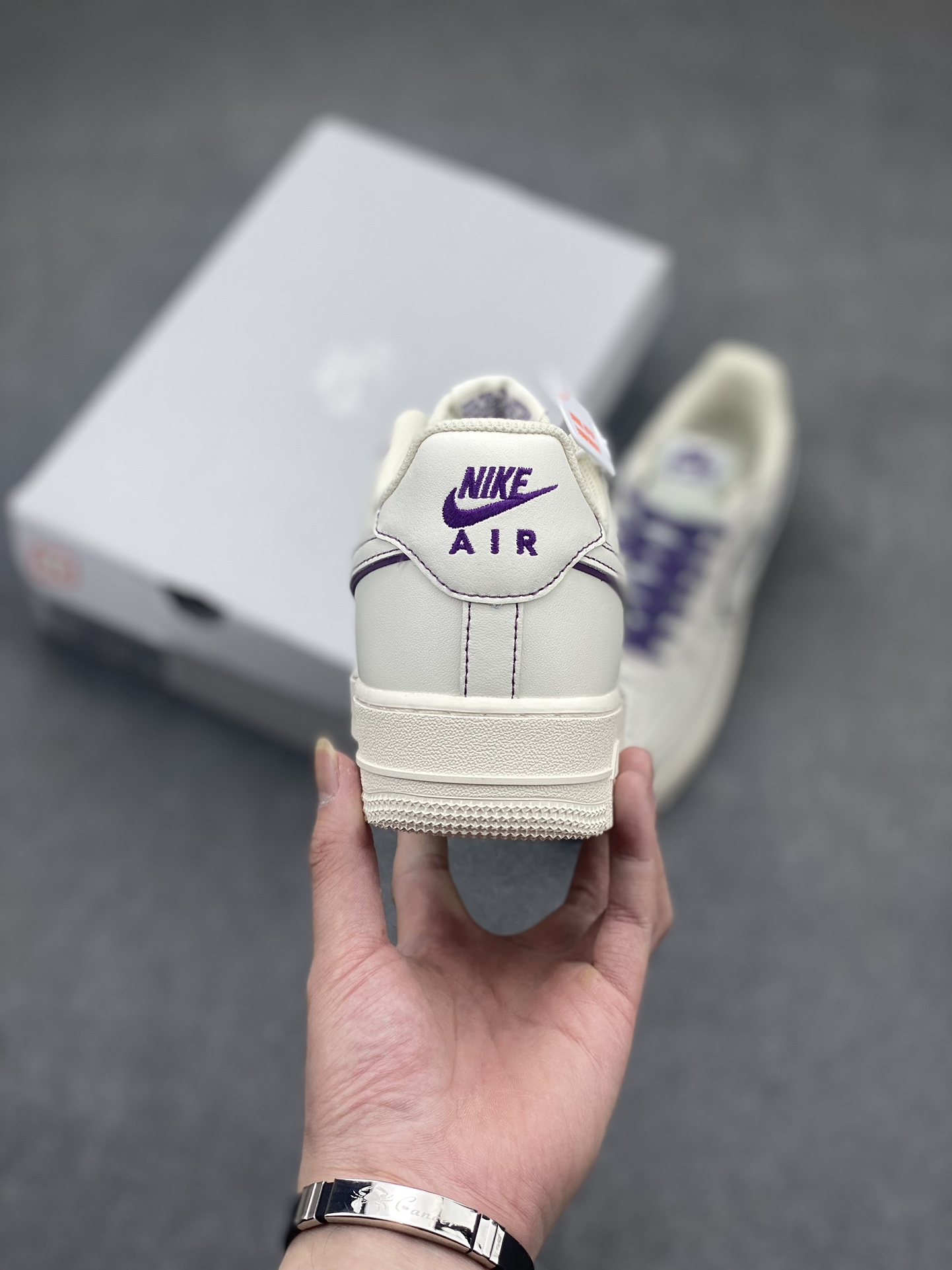 Nike Air Force 1 Low '07 'Hare' White Green Starry Sky Sneakers 5 i1714338581 7799 0