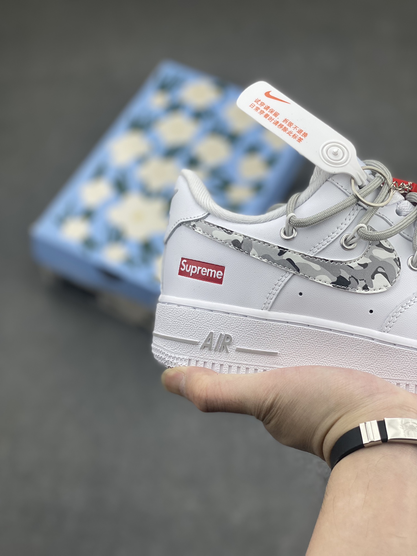 Supreme x Nike Air Force 1 Low 'Box Logo' Custom Camo Print Sneakers 6 i1714338810 4136 0