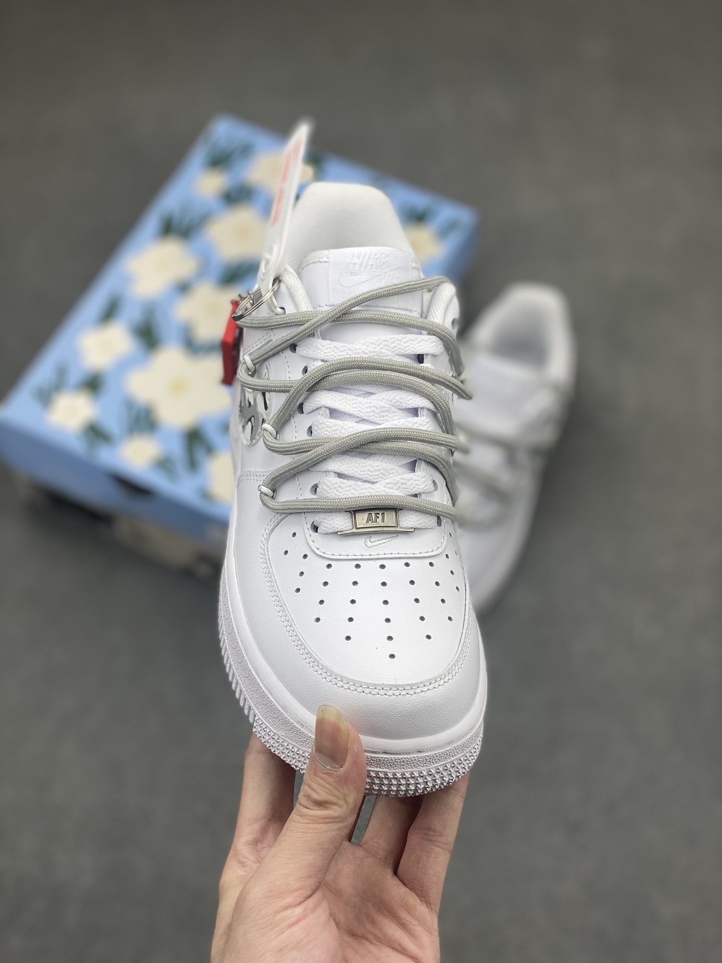 Supreme x Nike Air Force 1 Low 'Box Logo' Custom Camo Print Sneakers 3 i1714338810 7091 0