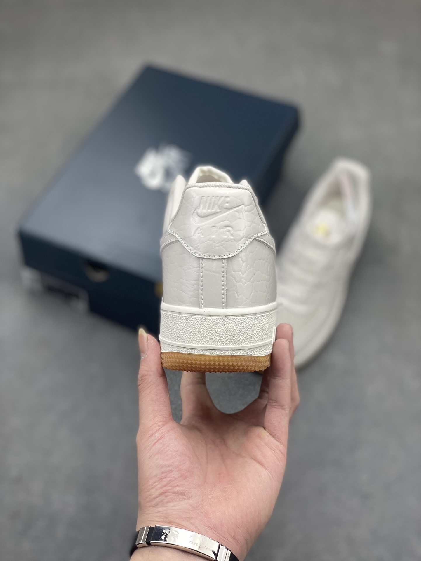 Nike Air Force 1 '07 Low Casual Shoes - Clean, Comfortable, and Stylish 5 i1714339098 1015 0