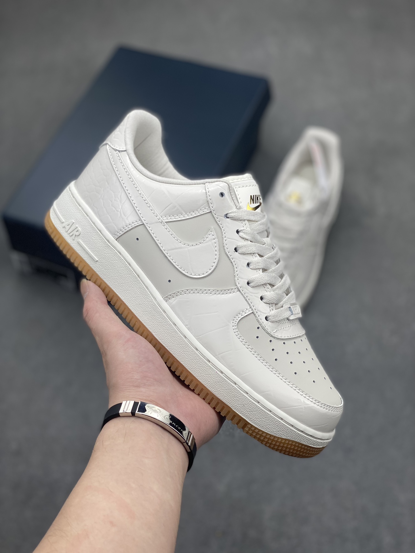Nike Air Force 1 '07 Low Casual Shoes - Clean, Comfortable, and Stylish 2 i1714339098 6602 0