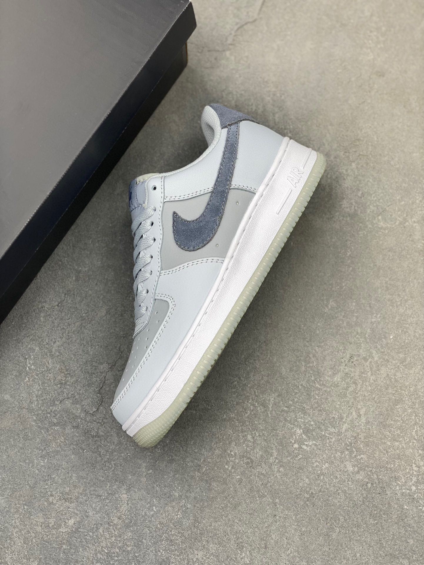 Nike Air Force 1 '07 Low Grey Sneakers - Authentic Design & Comfort 8 i1714339455 4215 1