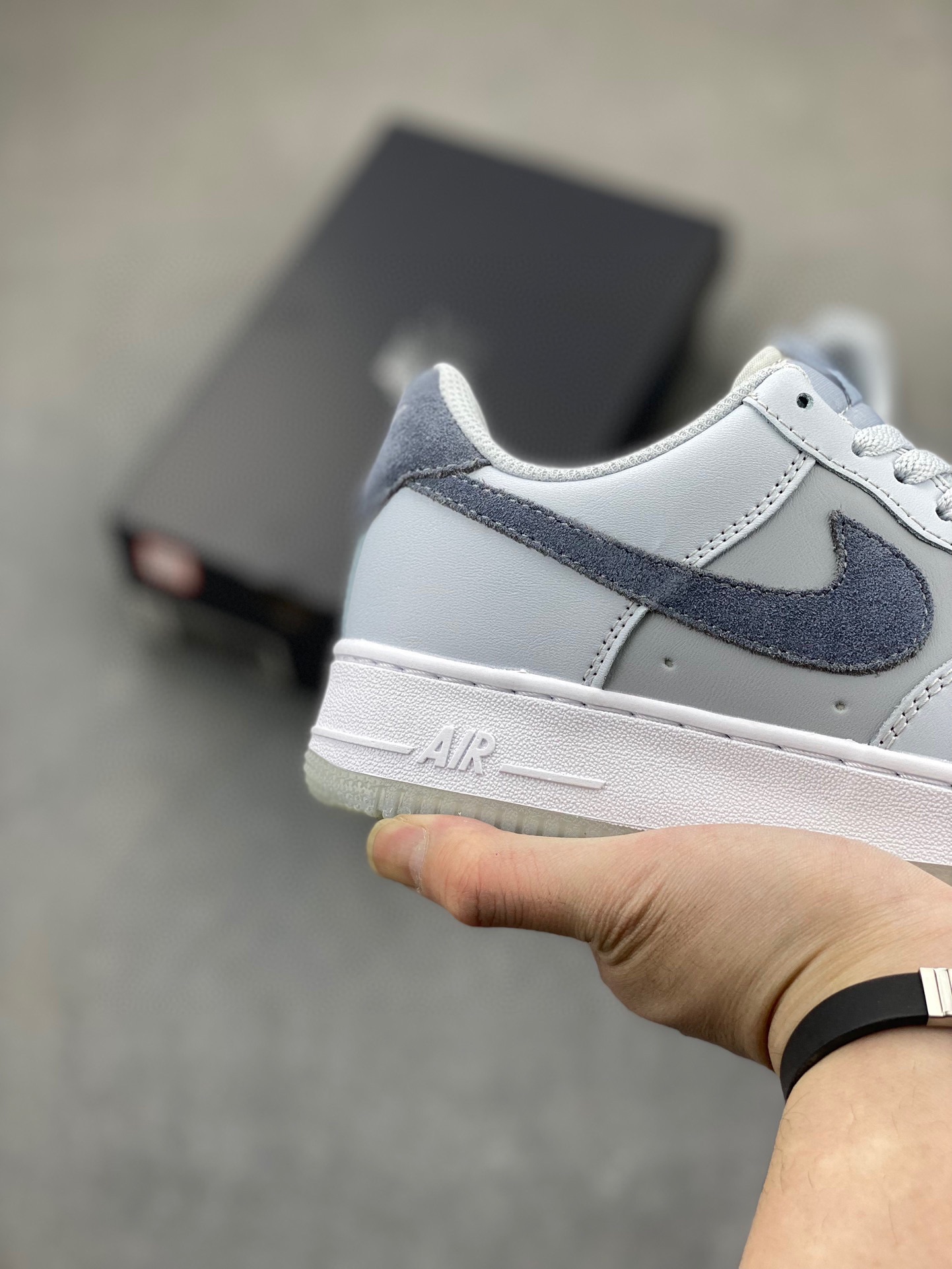 Nike Air Force 1 '07 Low Grey Sneakers - Authentic Design & Comfort 6 i1714339455 9225 3