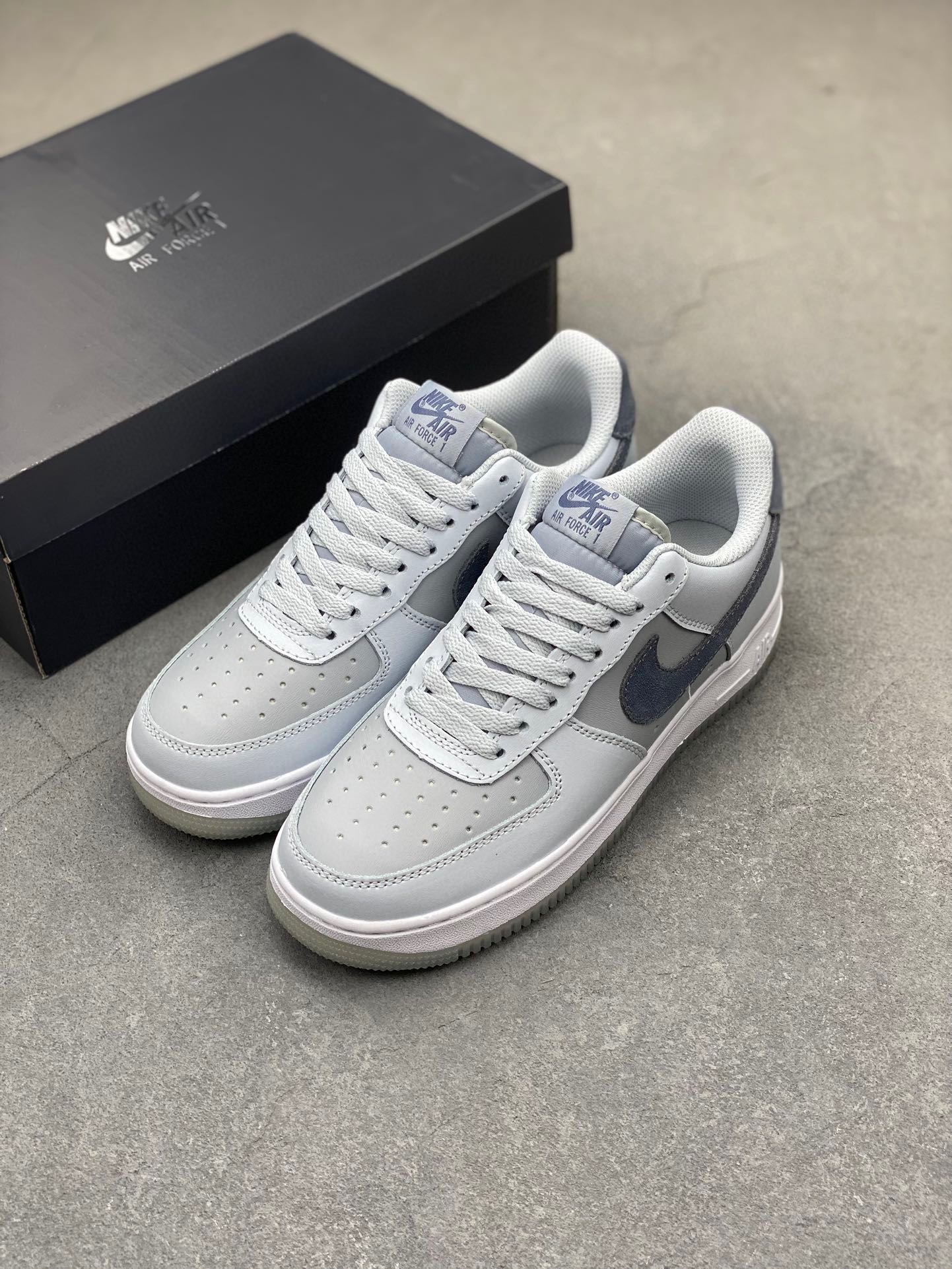 Nike Air Force 1 '07 Low Grey Sneakers - Authentic Design & Comfort 9 i1714339456 4695 7