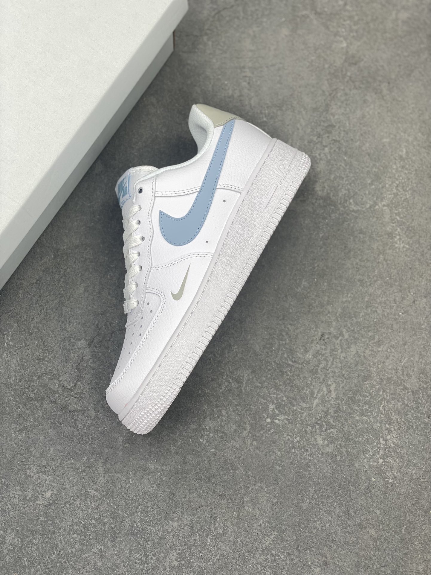 Nike Air Force 1 Low '07 White Deep Blue Casual Sneakers HF0022-100 8 i1714340556 1450 2
