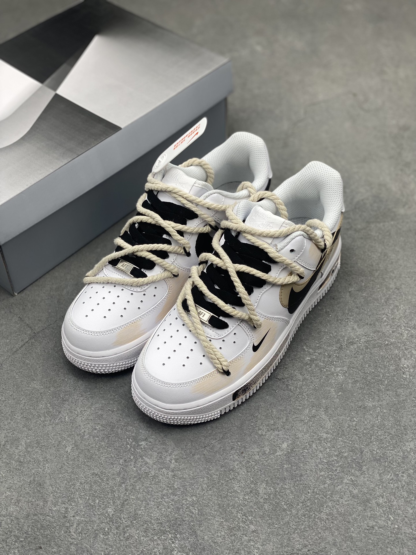 Nike Air Force 1 Low '07 Hand-Painted Mellerd Split Three Hook Sneakers 9 i1714426864 4503 0