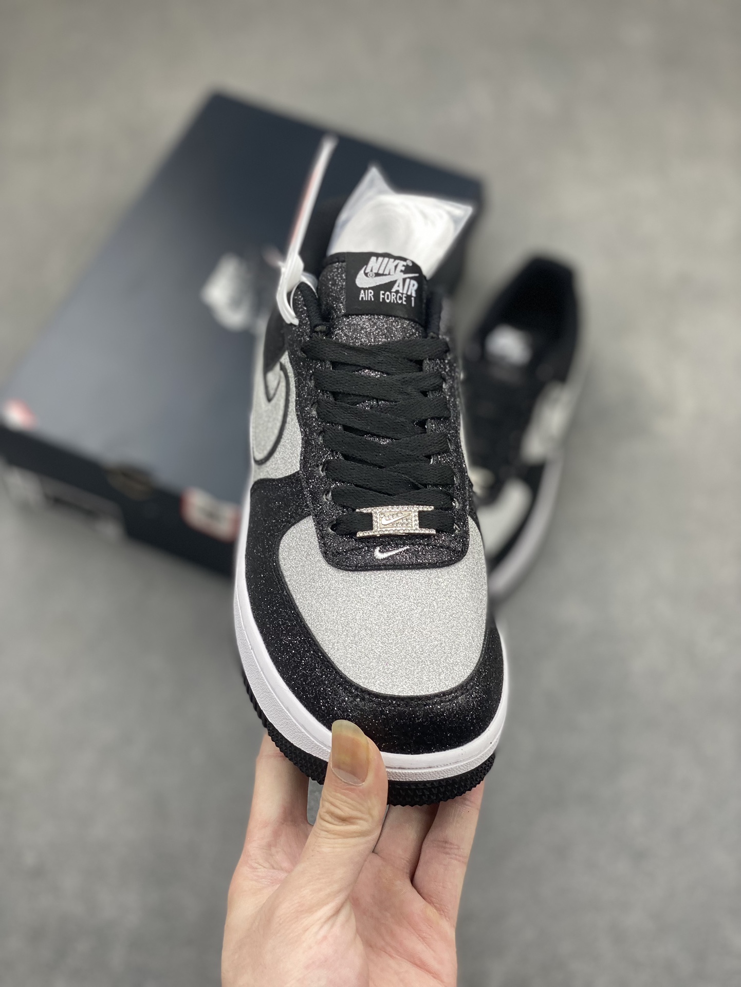 Nike Air Force 1 Low Casual Sneakers - Retro Style, Modern Comfort 3 i1714427087 1006 0