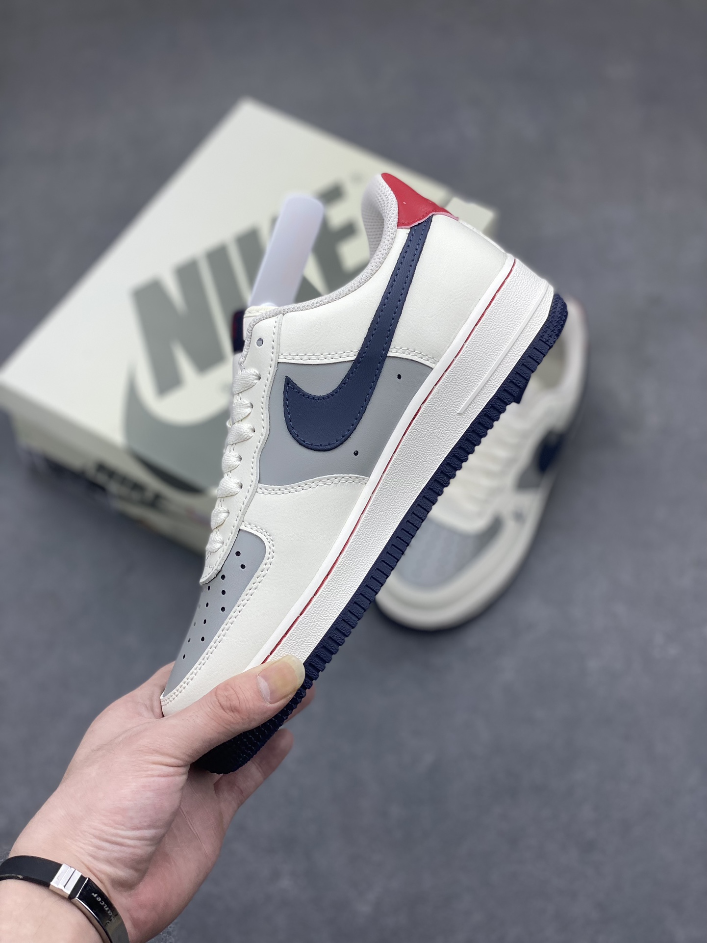 Nike Air Force 1 '07 Low Louis Vuitton Collab Sneakers - Blue/Red Limited 4 i1714427169 6603 0