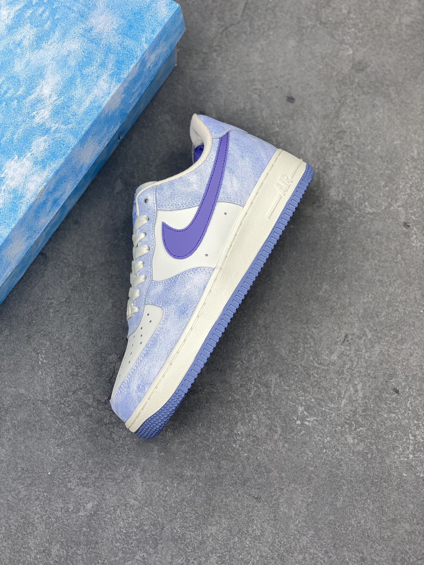 Nike Air Force 1 Low '07 Violet Casual Sneakers - Iconic Style 8 i1714427297 4072 0