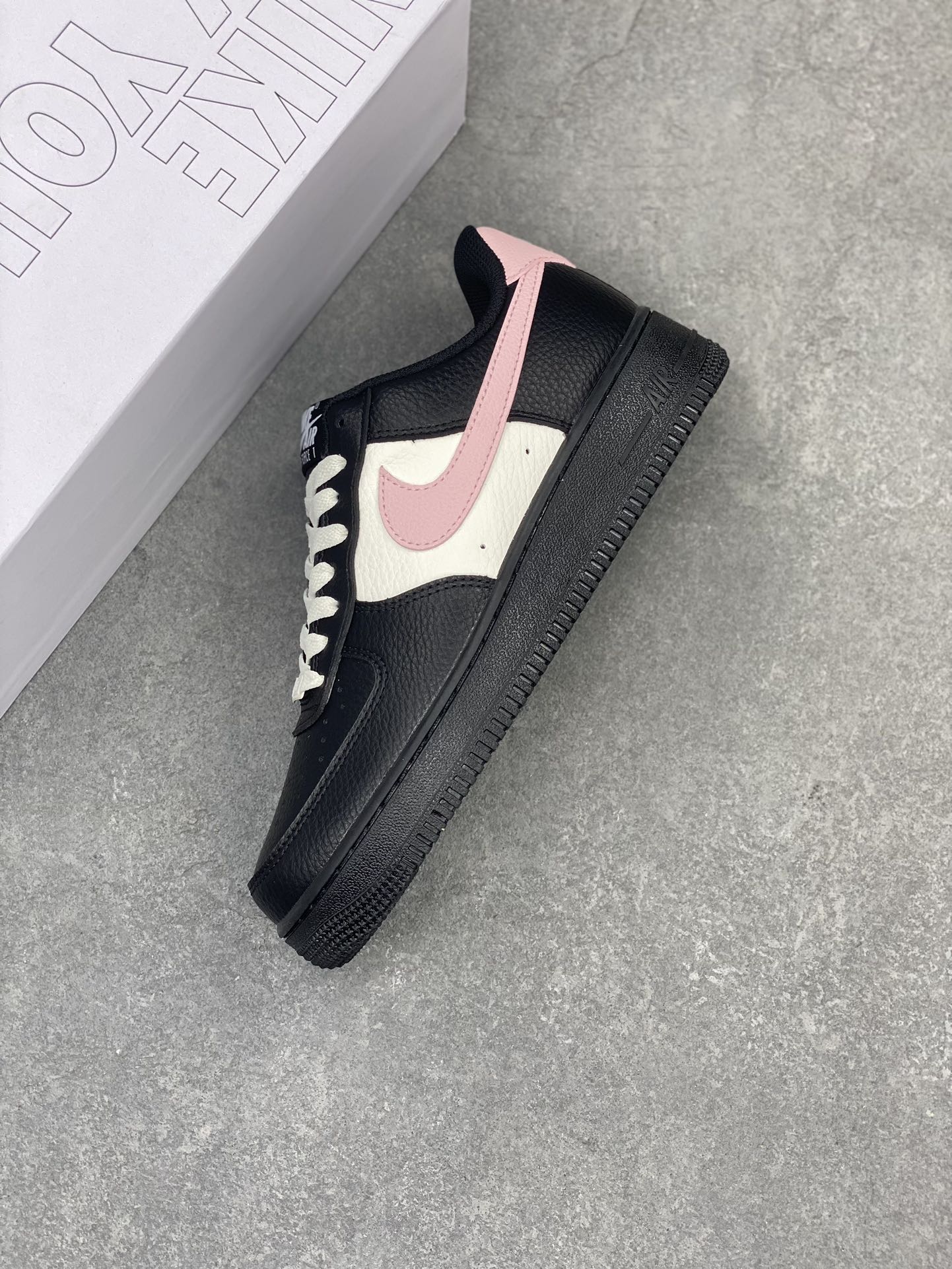 Nike Air Force 1 '07 Low Black/Pink Custom Leather Casual Sneakers 8 i1714669931 8959 4
