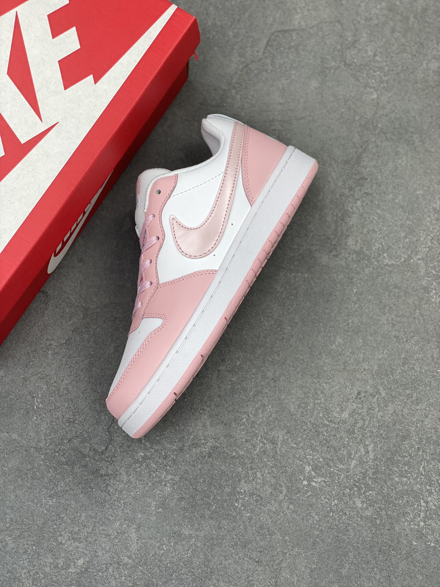 Nike Court Borough Low 2 FP Women's Casual Shoes - Pink/White Fashion Sneakers 8 i1714772144 4908 5