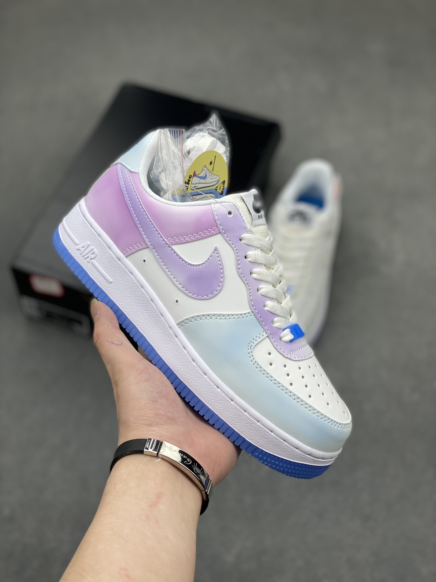 Nike Air Force 1 UV Reactive Color Change White Sneakers DA8301-100 2 i1714772403 1740 2