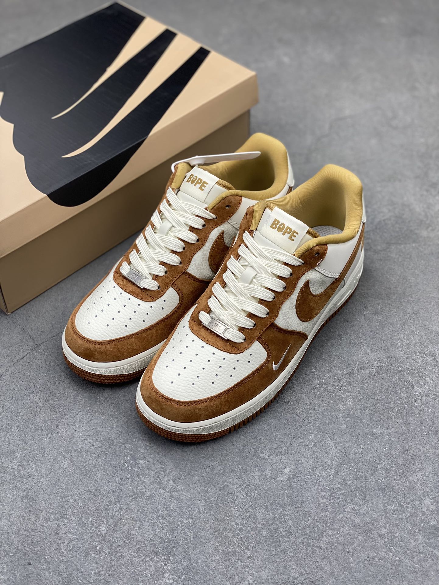 Nike Air Force 1 '07 Low BAPE Collab Cream/Brown Sneakers - Limited Edition 9 i1714942972 9338 2
