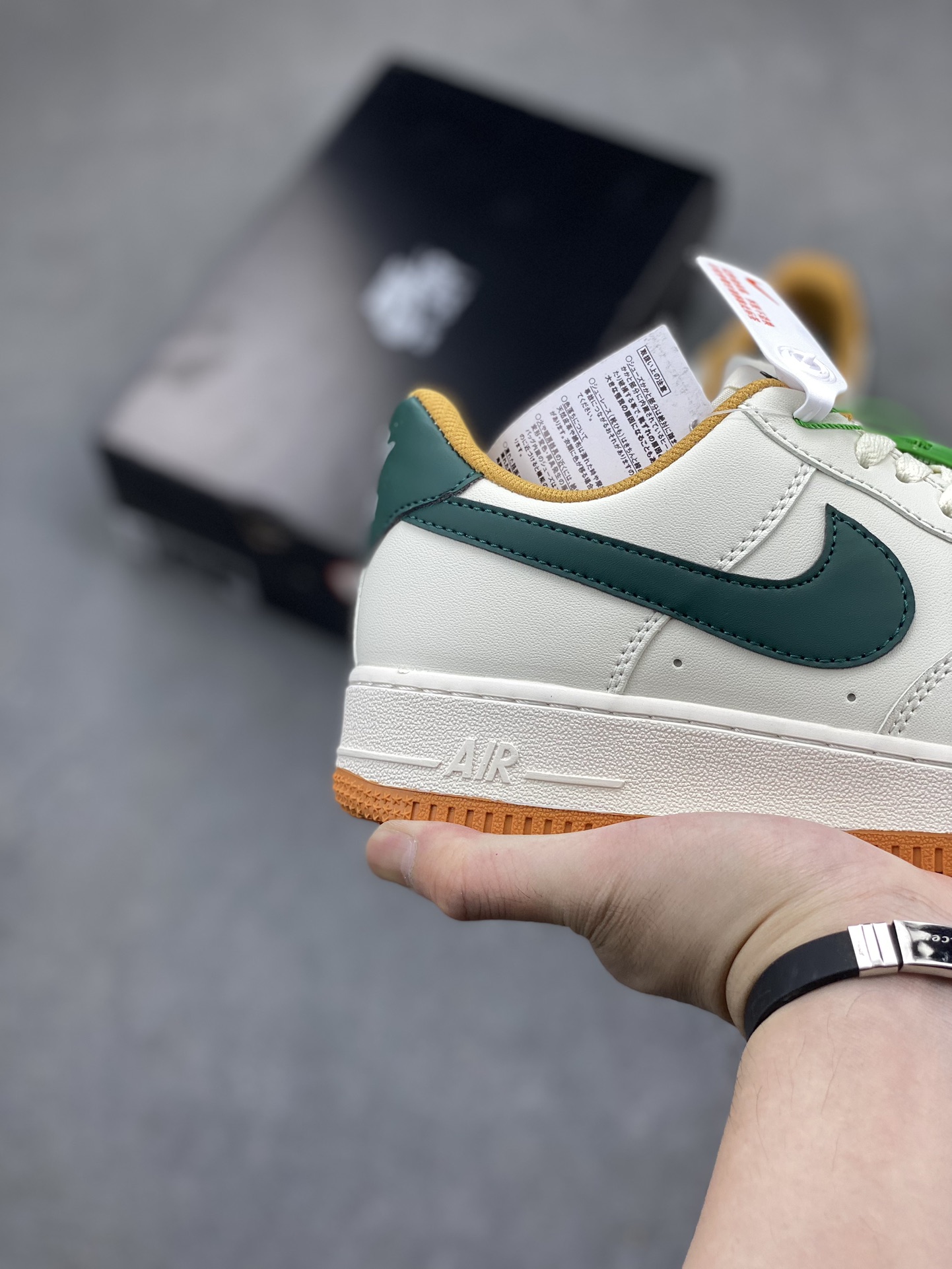 Nike Air Force 1 Low '07 - Classic Style, Modern Comfort - FD9063-101 6 i1715026760 3276 1