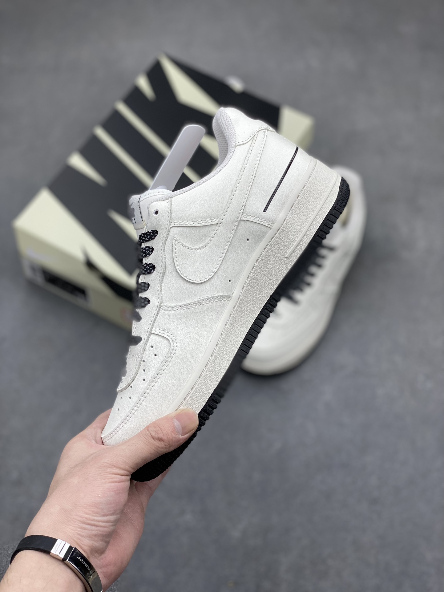 Nike Air Force 1 Low '07 'Nike' Black & White Sneakers CJ1379-602 4 i1715116114 34 5