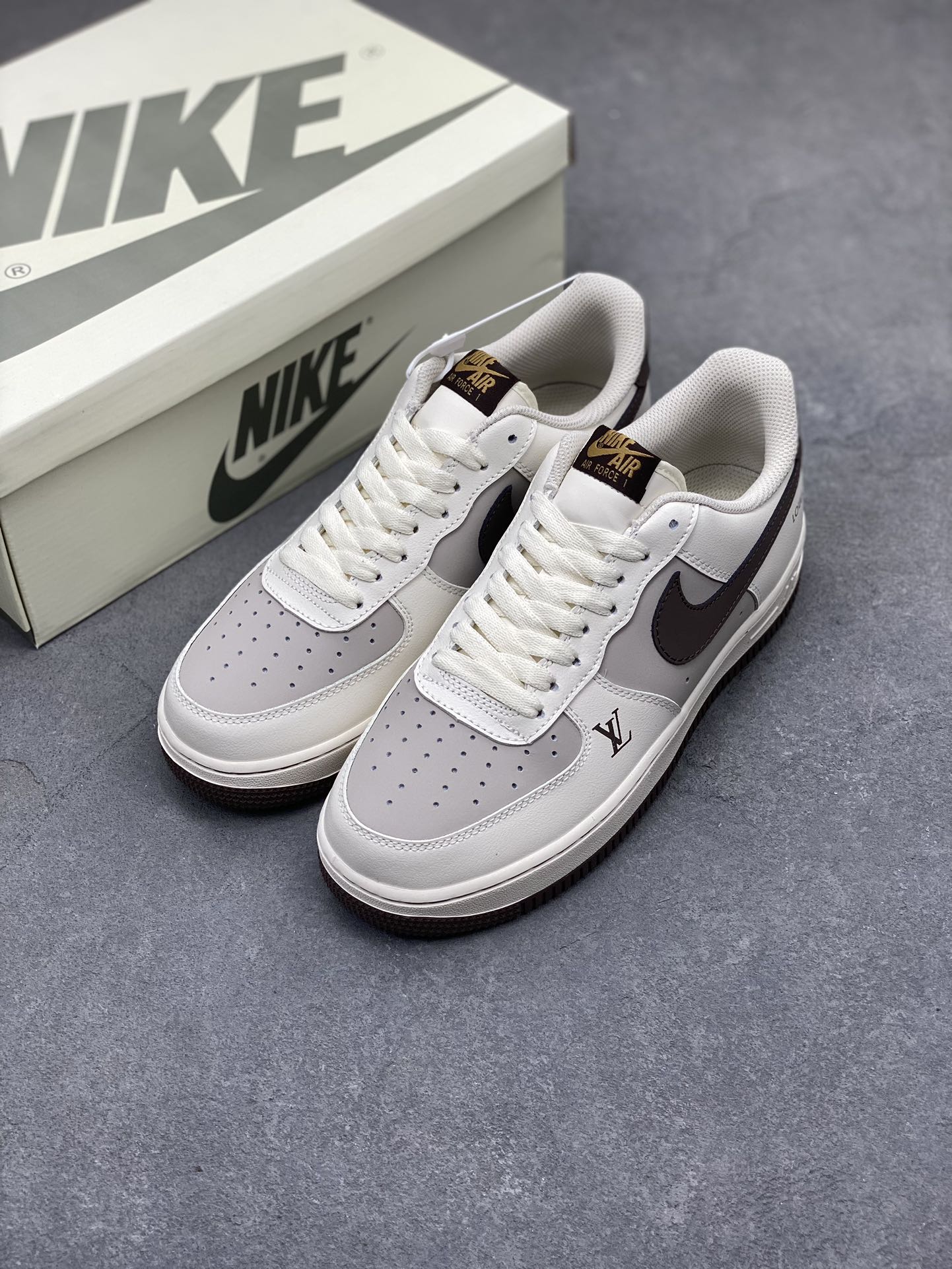 Nike Air Force 1 Low Louis Vuitton Custom Sneakers - Stylish Comfort 9 i1715116268 3616 8