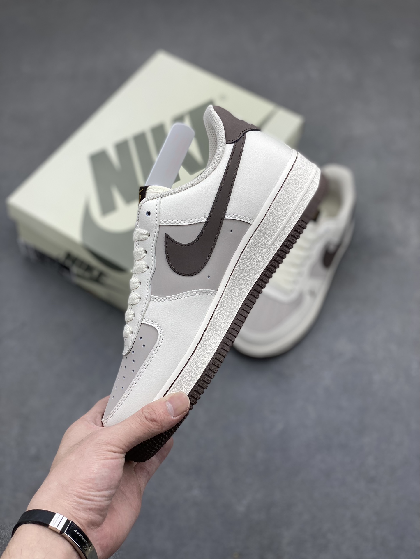 Nike Air Force 1 Low Louis Vuitton Custom Sneakers - Stylish Comfort 4 i1715116268 5359 4