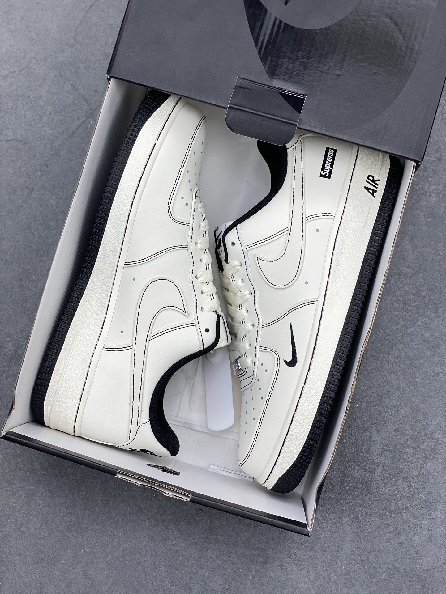 Nike Air Force 1 '07 Low Casual Sneakers - Supreme Edition 10 i1715116337 6680 5