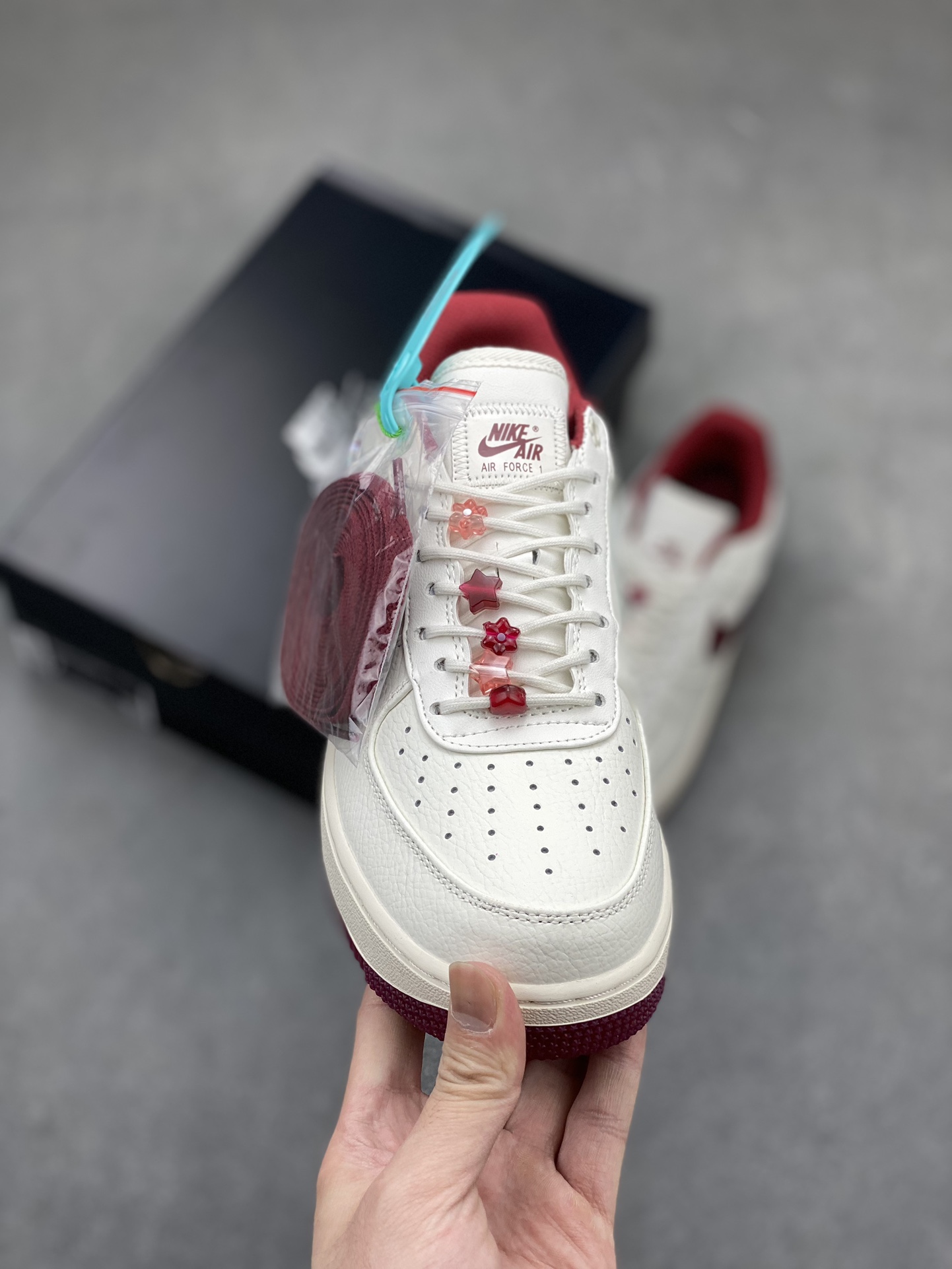 Nike Air Force 1 Low Valentine's Day Edition - Premium Leather Sneakers 3 i1715199206 1980 1