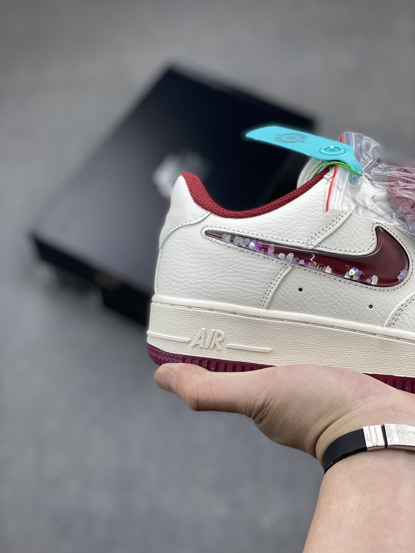 Nike Air Force 1 Low Valentine's Day Edition - Premium Leather Sneakers 6 i1715199206 8131 3