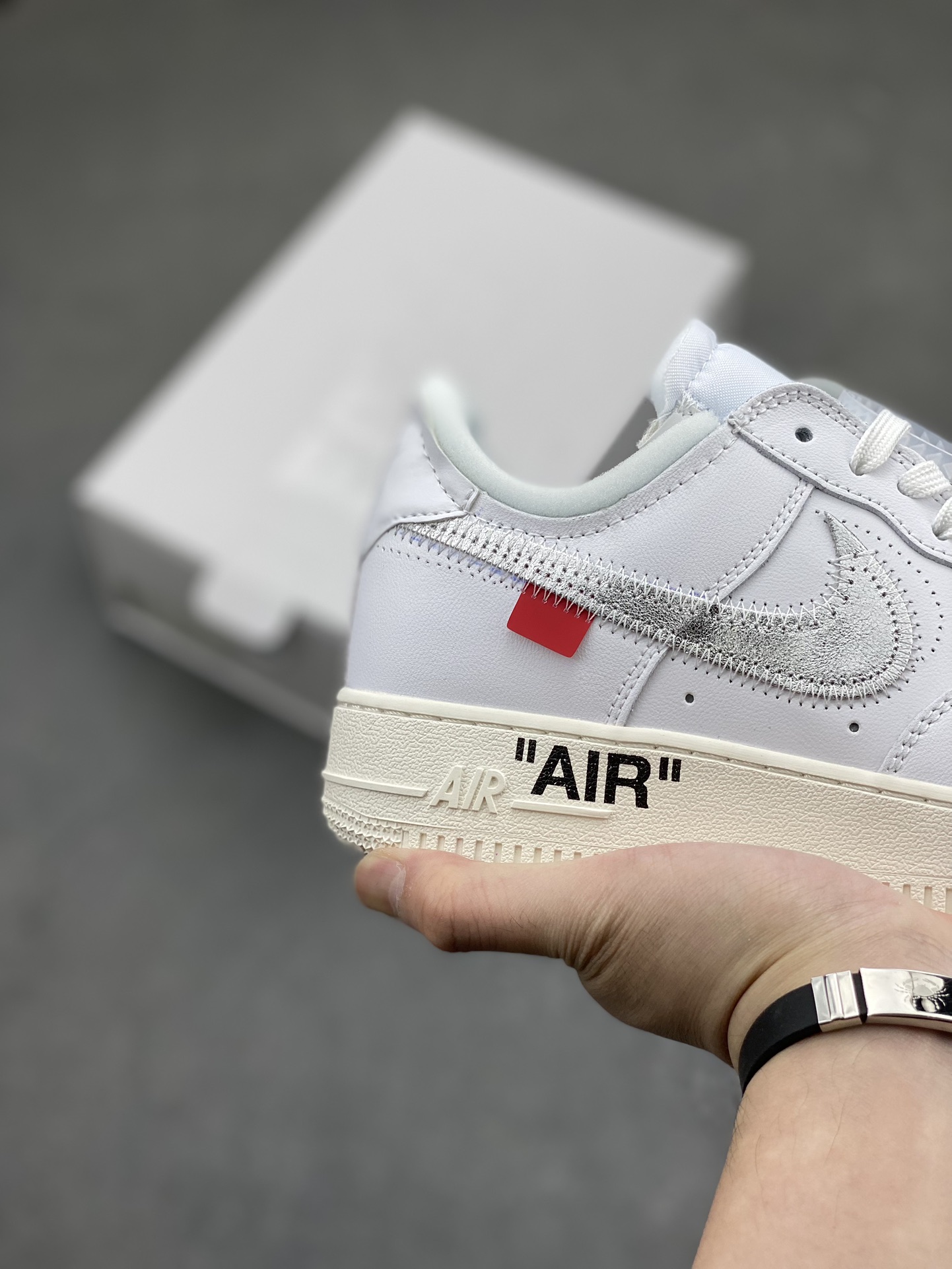 OFF-White x Nike Air Force 1 Low-Top Sneakers - White/Silver,Limited Edition 6 i1715285951 1584 4