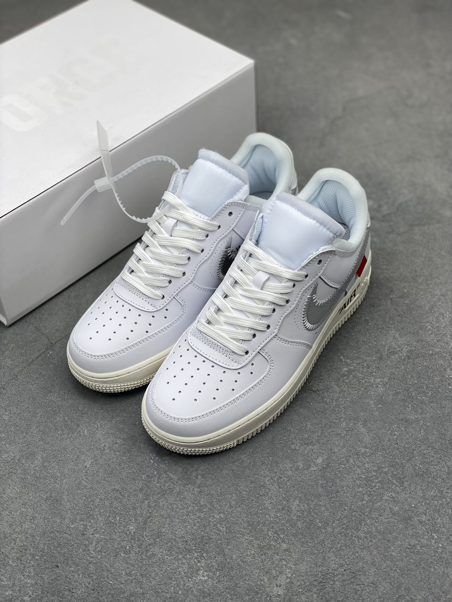 OFF-White x Nike Air Force 1 Low-Top Sneakers - White/Silver,Limited Edition 9 i1715285951 3494 6