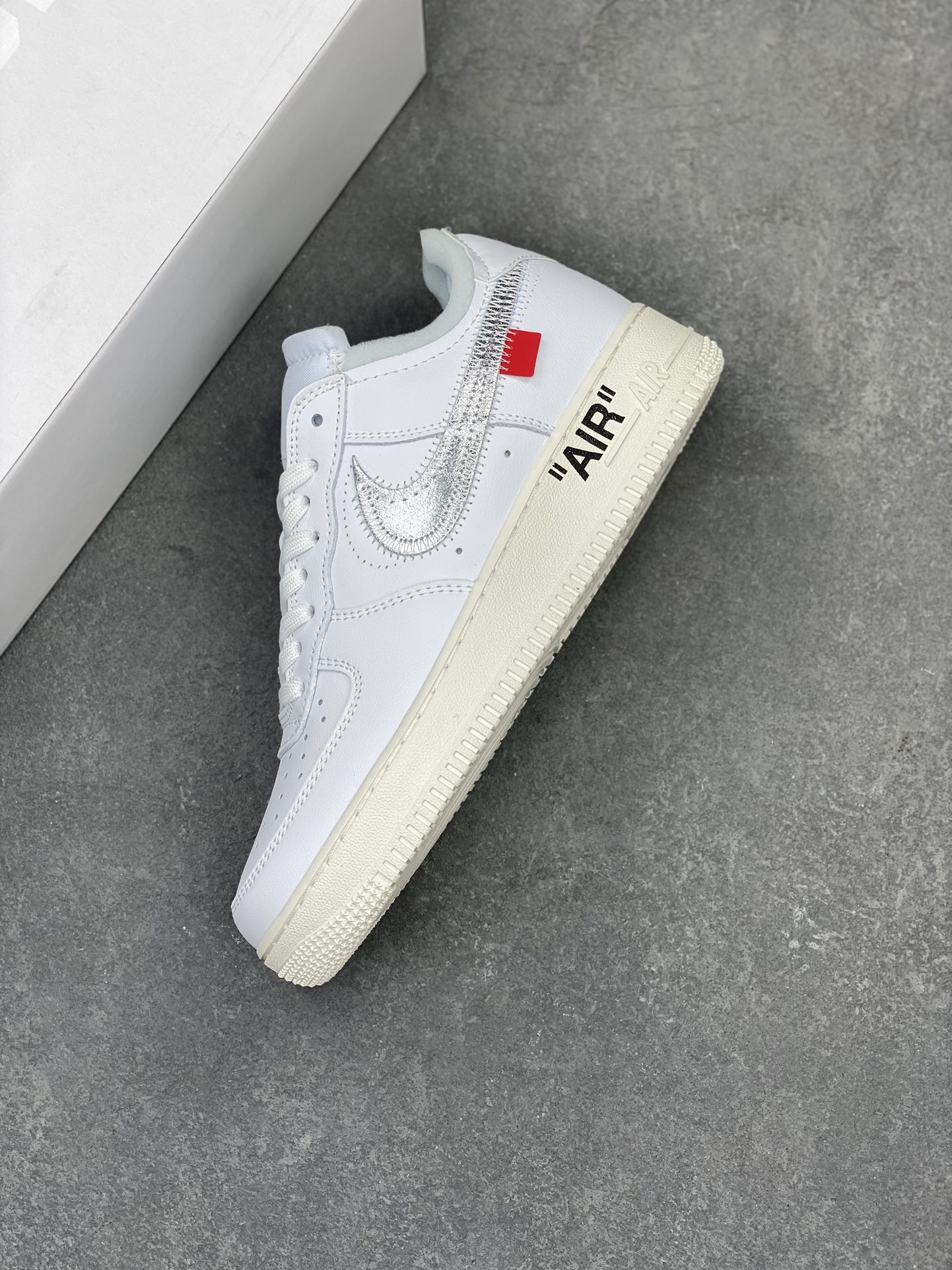 OFF-White x Nike Air Force 1 Low-Top Sneakers - White/Silver,Limited Edition 8 i1715285951 5298 1