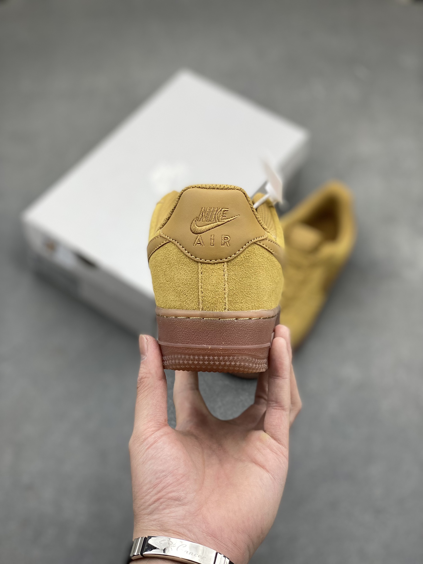 Nike Air Force 1 '07 Low Suede Wheat Gold Caramel Sneakers BQ5485-700 5 i1715286434 3857 3