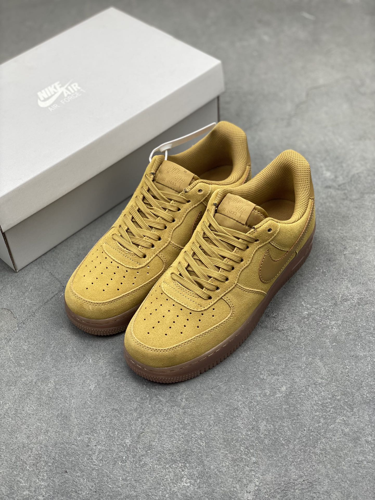 Nike Air Force 1 '07 Low Suede Wheat Gold Caramel Sneakers BQ5485-700 9 i1715286434 4950 5