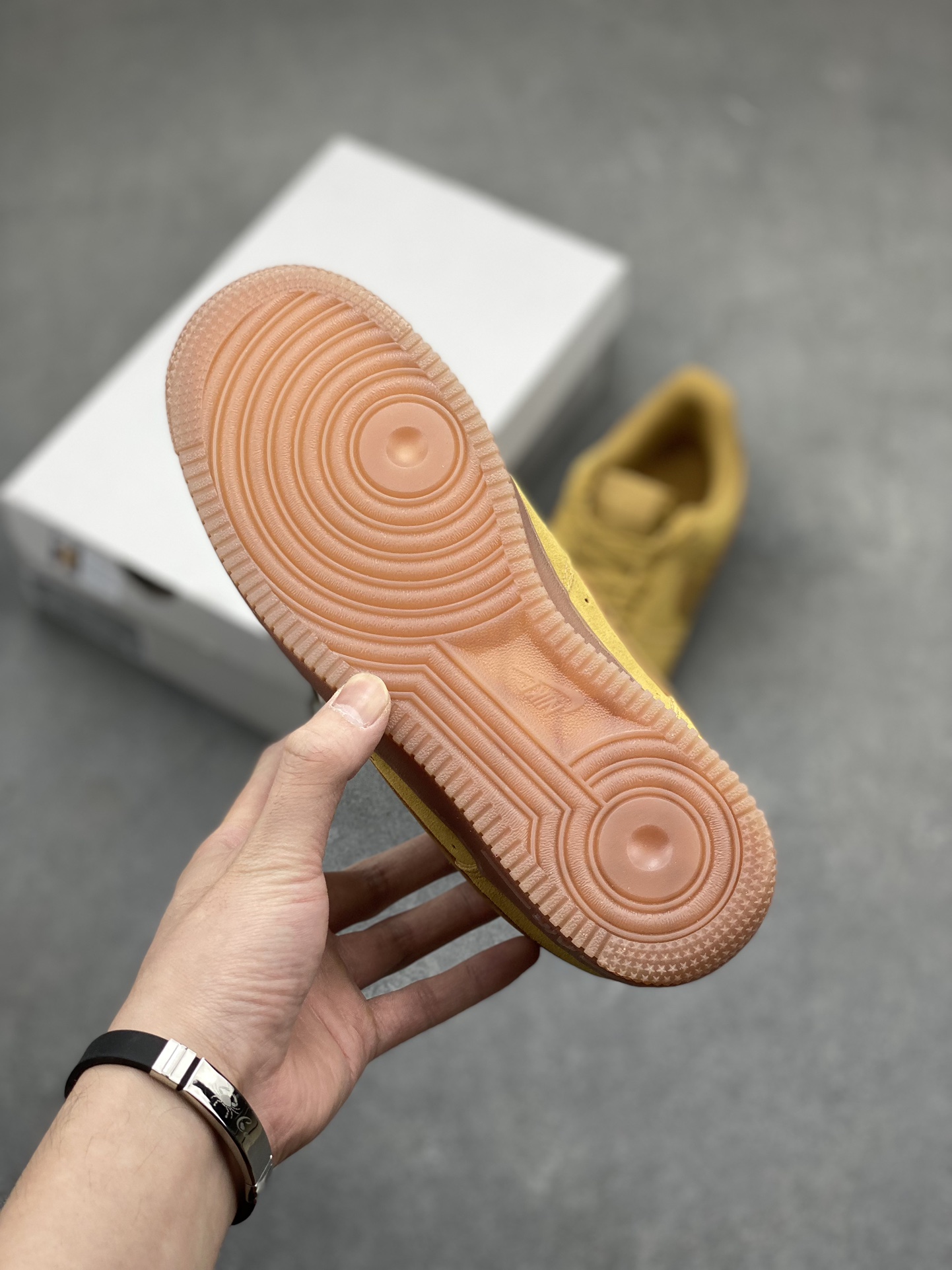 Nike Air Force 1 '07 Low Suede Wheat Gold Caramel Sneakers BQ5485-700 7 i1715286434 7391 0