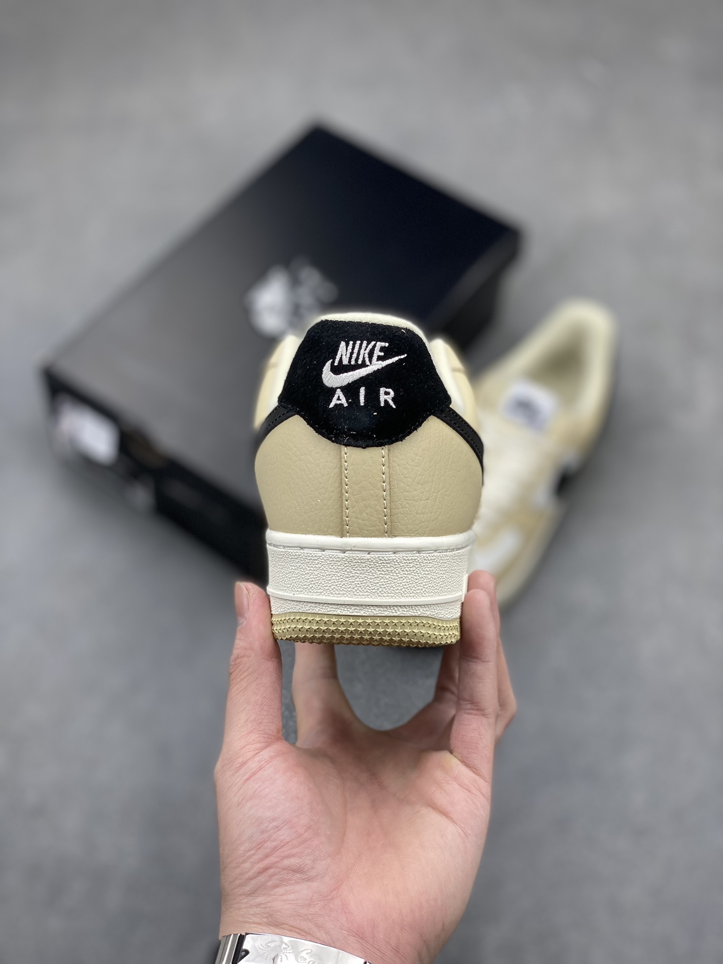 Nike Air Force 1 '07 Low 'Mica Khaki Black Swoosh' Casual Shoes DV7186-700 5 i1715286493 10 5
