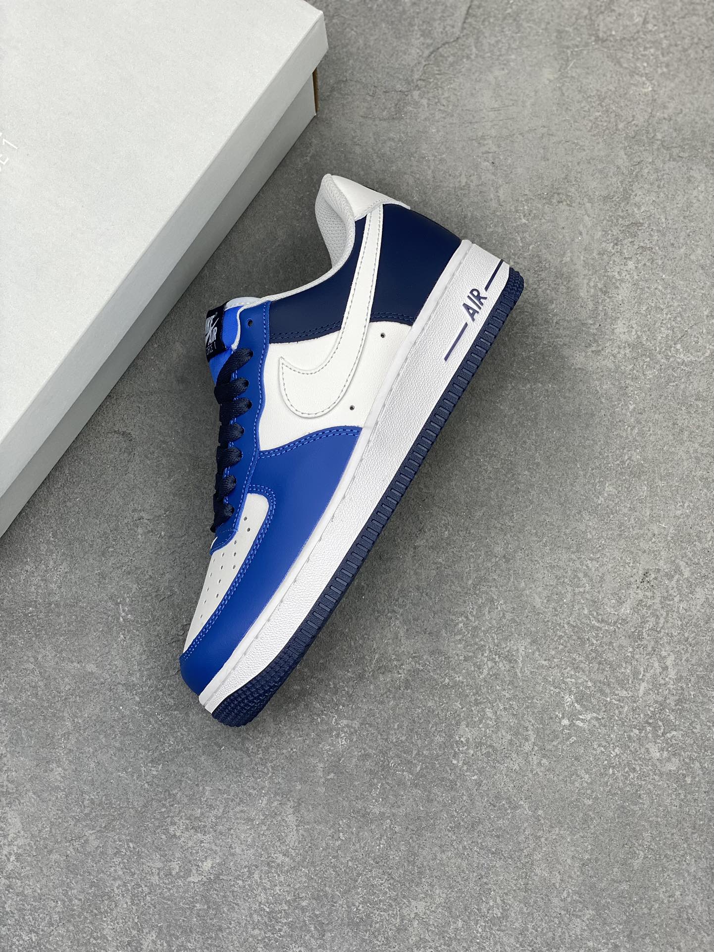 Nike Air Force 1 '07 Low Blue White - Iconic Style & Comfort 8 i1715286543 603 3