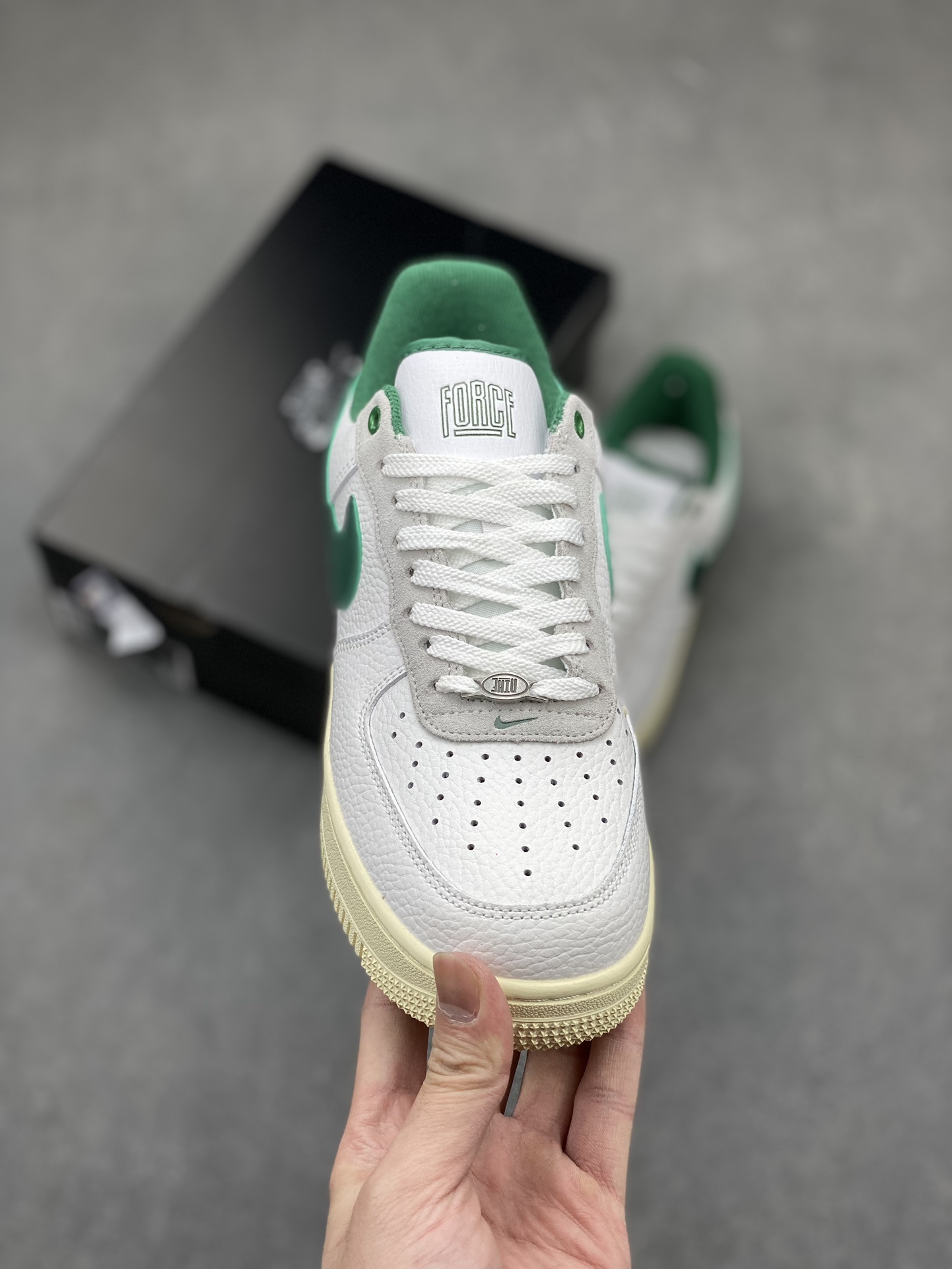 Nike Air Force 1 '07 Low White/Forest Green Men's Sneakers DR0148-102 3 i1715286860 634 6